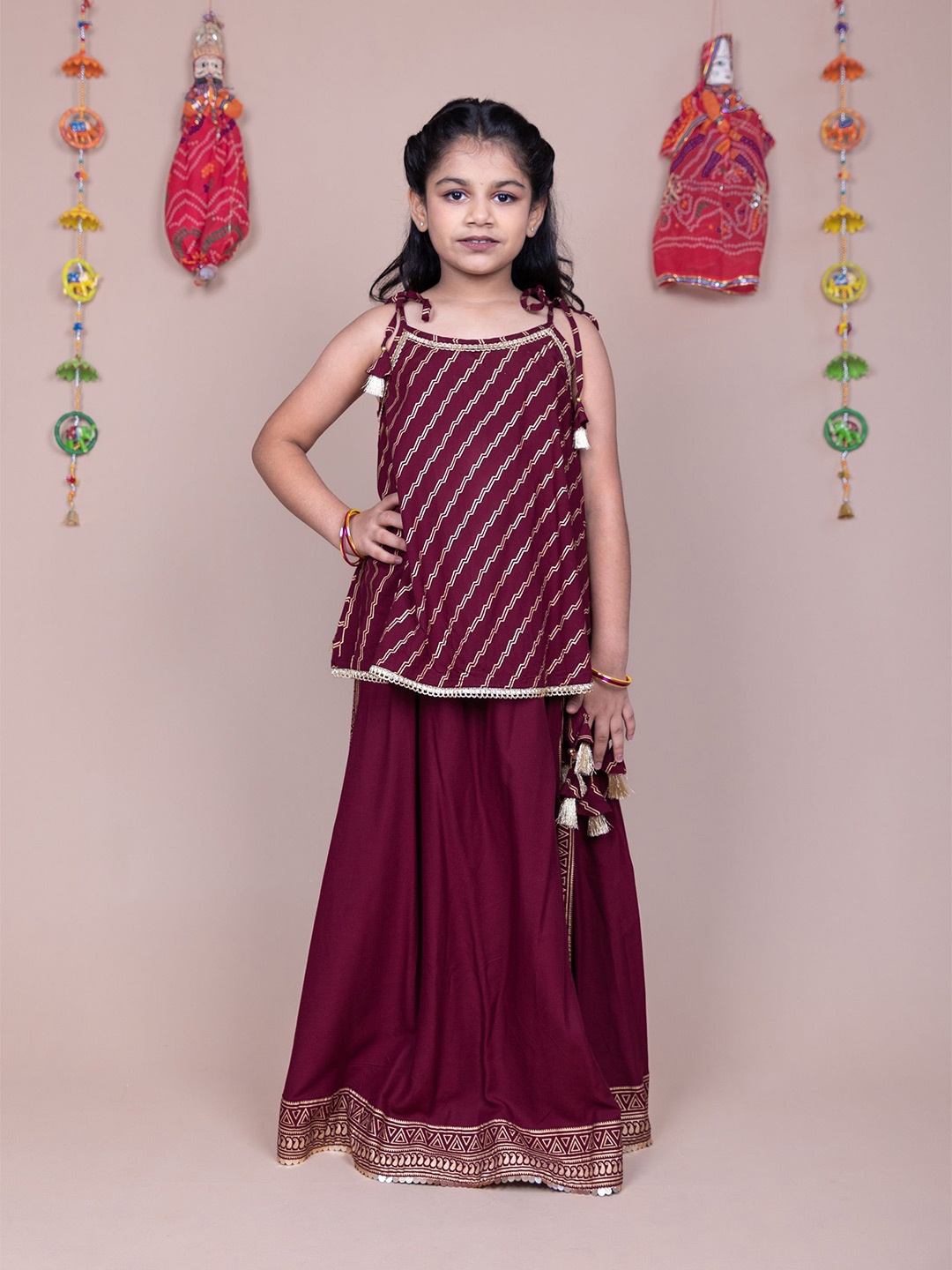 

HERE&NOW Girls Printed Gotta Patti Ready to Wear Lehenga & Blouse, Maroon