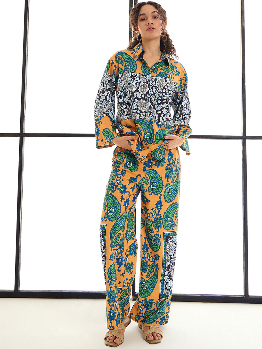 

SASSAFRAS alt-laze Paisley Printed Long Sleeves Shirt With Trouser, Mustard