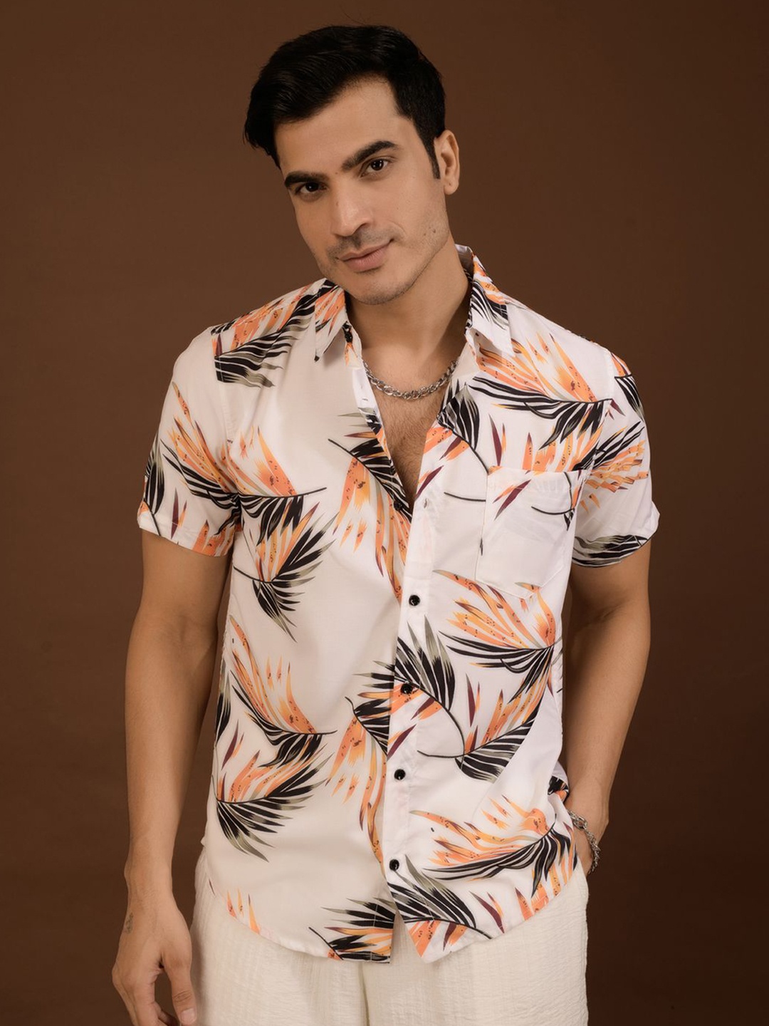 

BAESD Men Standard Spread Collar Floral Printed Polycotton Casual Shirt, White