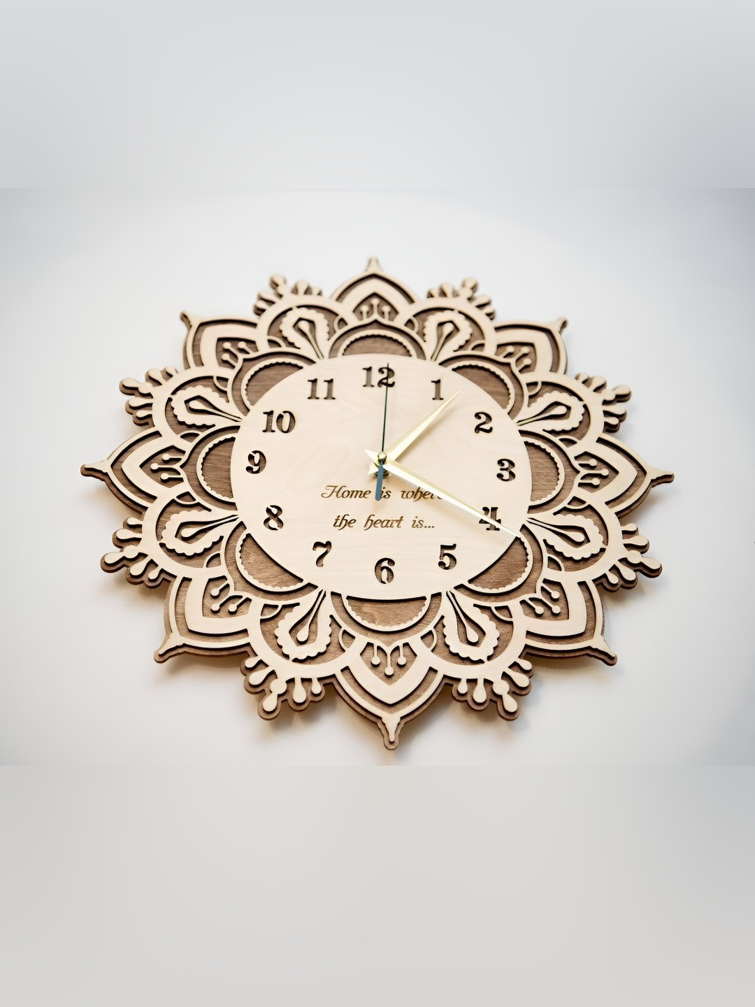 

QEZNEF Beige and Brown Textured Round Shaped Wooden Analogue Contemporary Wall Clock