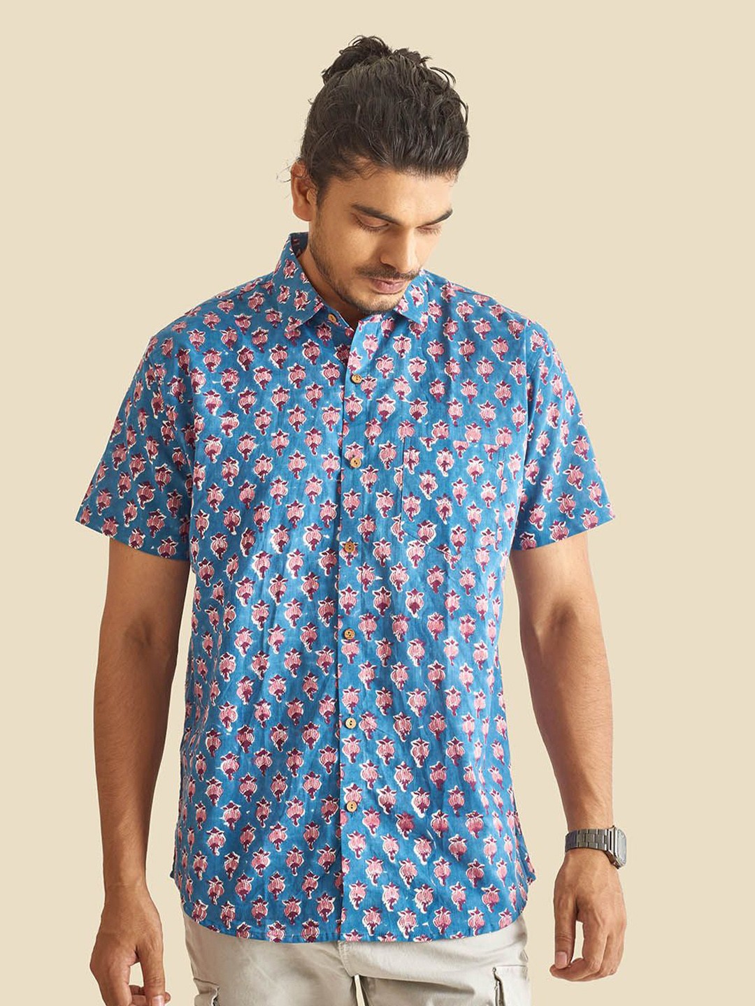 

Patrah Men Spread Collar Floral Printed Cotton Relaxed Fit Casual Shirt, Blue