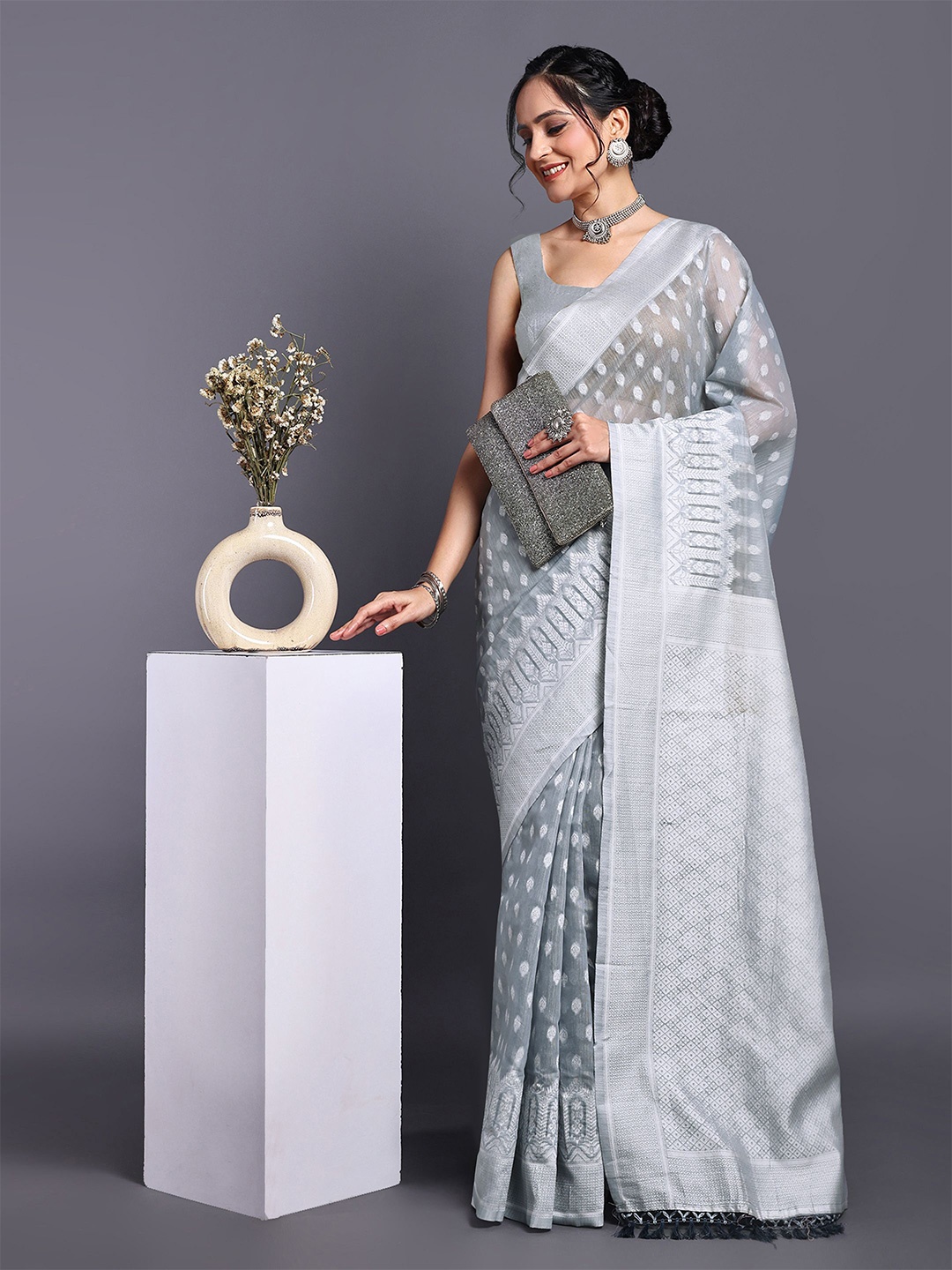 

SWAMI STUDIO Floral Zari Pure Cotton Kanjeevaram Saree, Grey