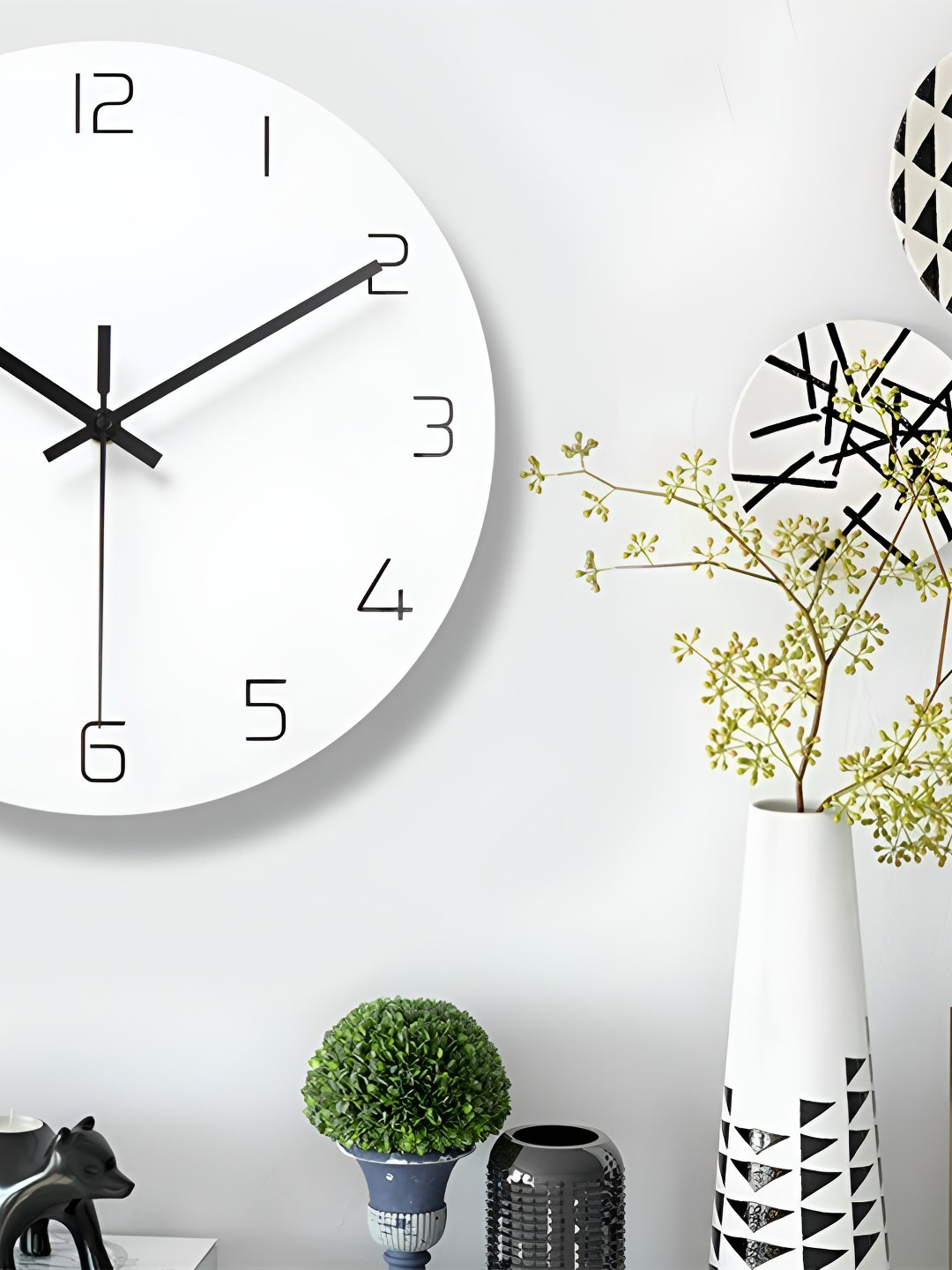 

QEZNEF White Printed Round Analogue Wooden Wall Clock Without Glass