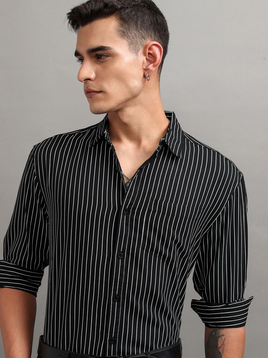 

Highlander Men Printed Striped Relaxed Shirt, Black