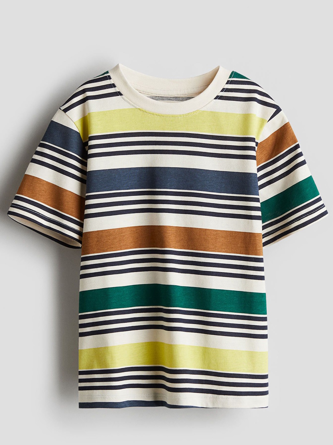 

H&M Boys Printed T-Shirts, Red
