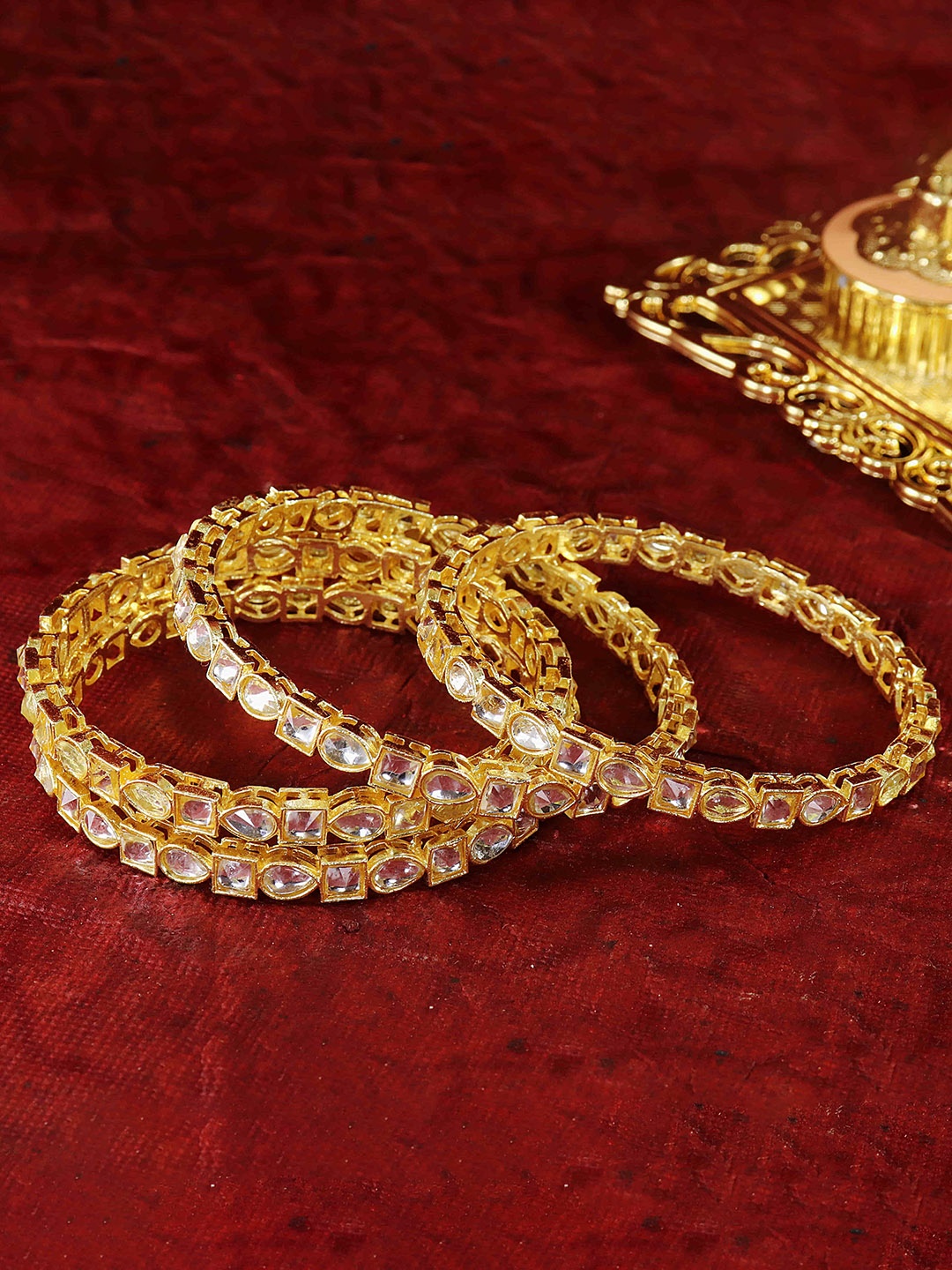 

NMII Set Of 4 Gold Plated Zircon & Kundan Studded Bangles