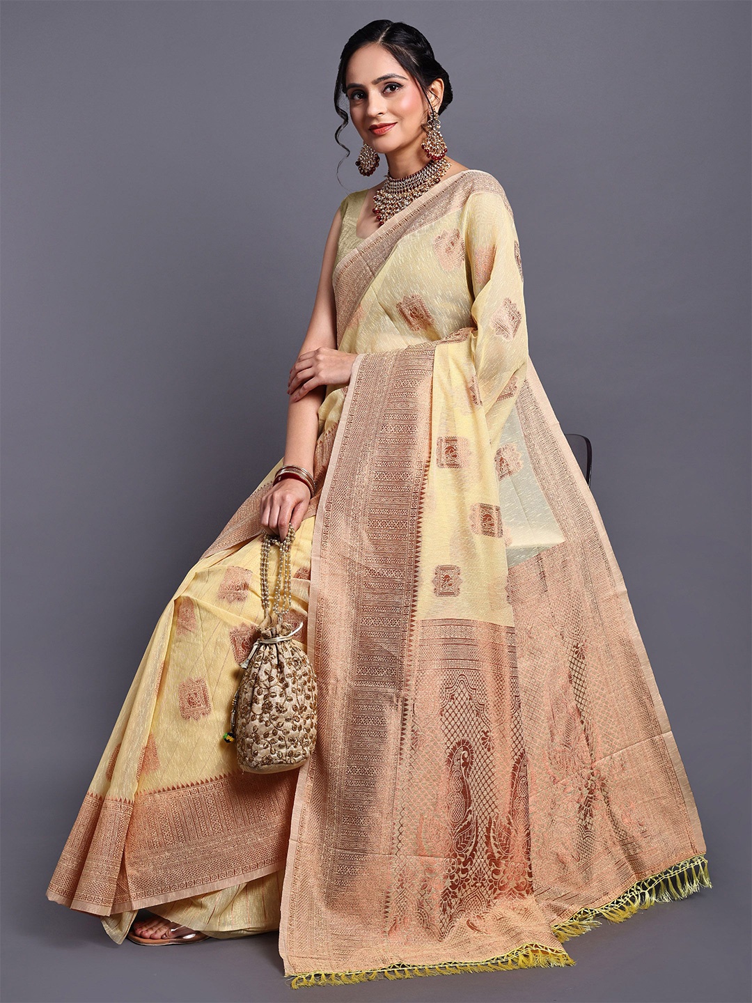 

SWAMI STUDIO Floral Zari Pure Cotton Kanjeevaram Saree, Yellow