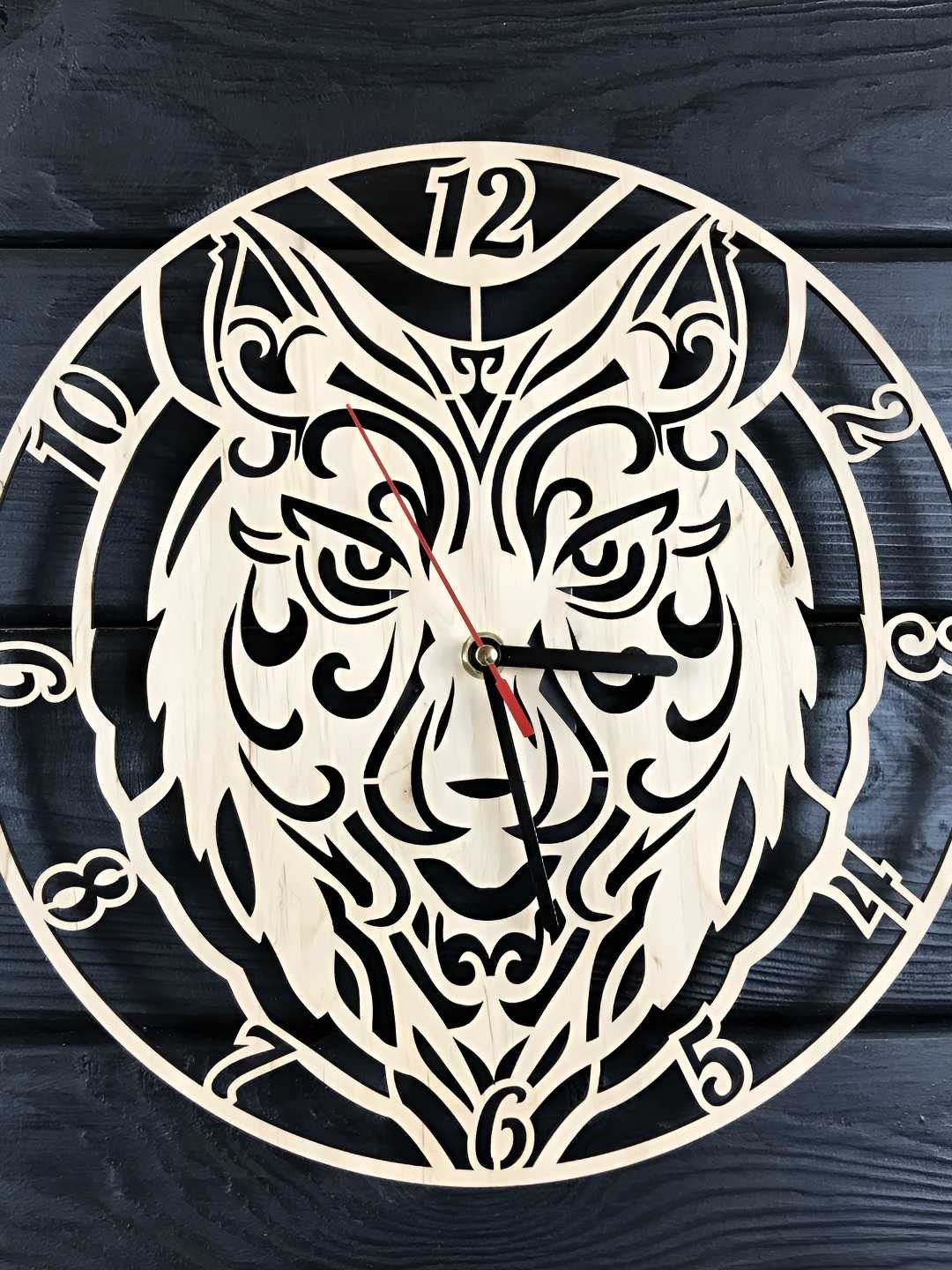 

QEZNEF Beige and Black Contemporary Wall Clock