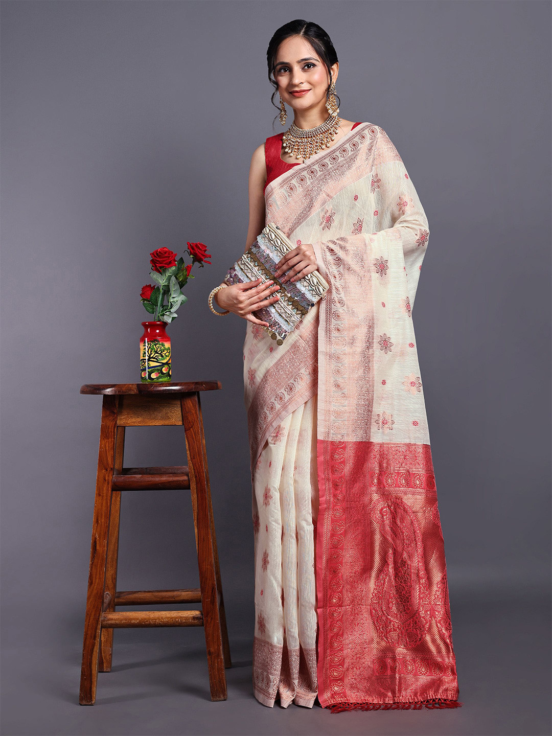 

SWAMI STUDIO Floral Zari Pure Cotton Kanjeevaram Saree, Cream