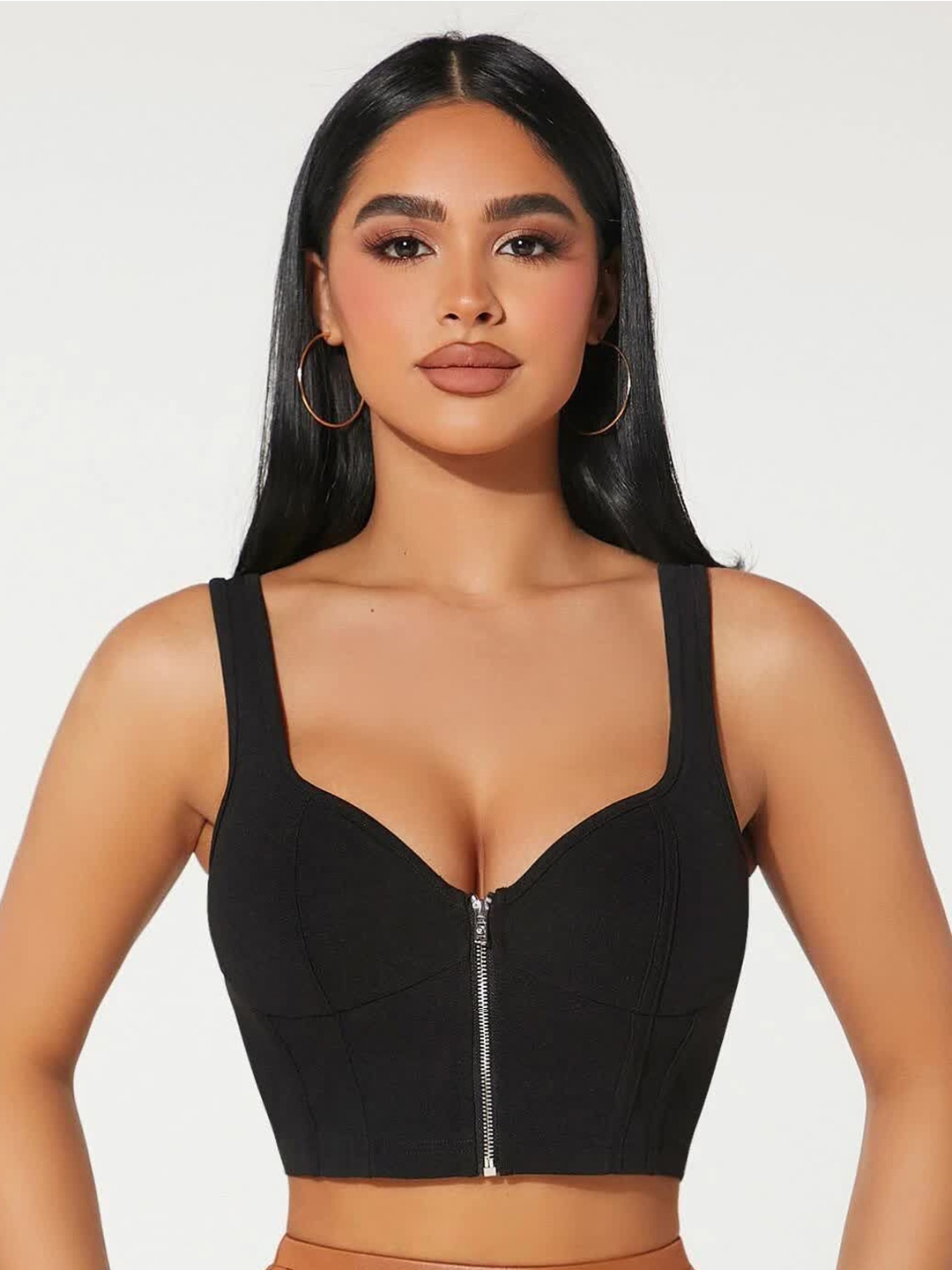 

ELYRAA Women Sweetheart Neck Crepe Crop Top, Black