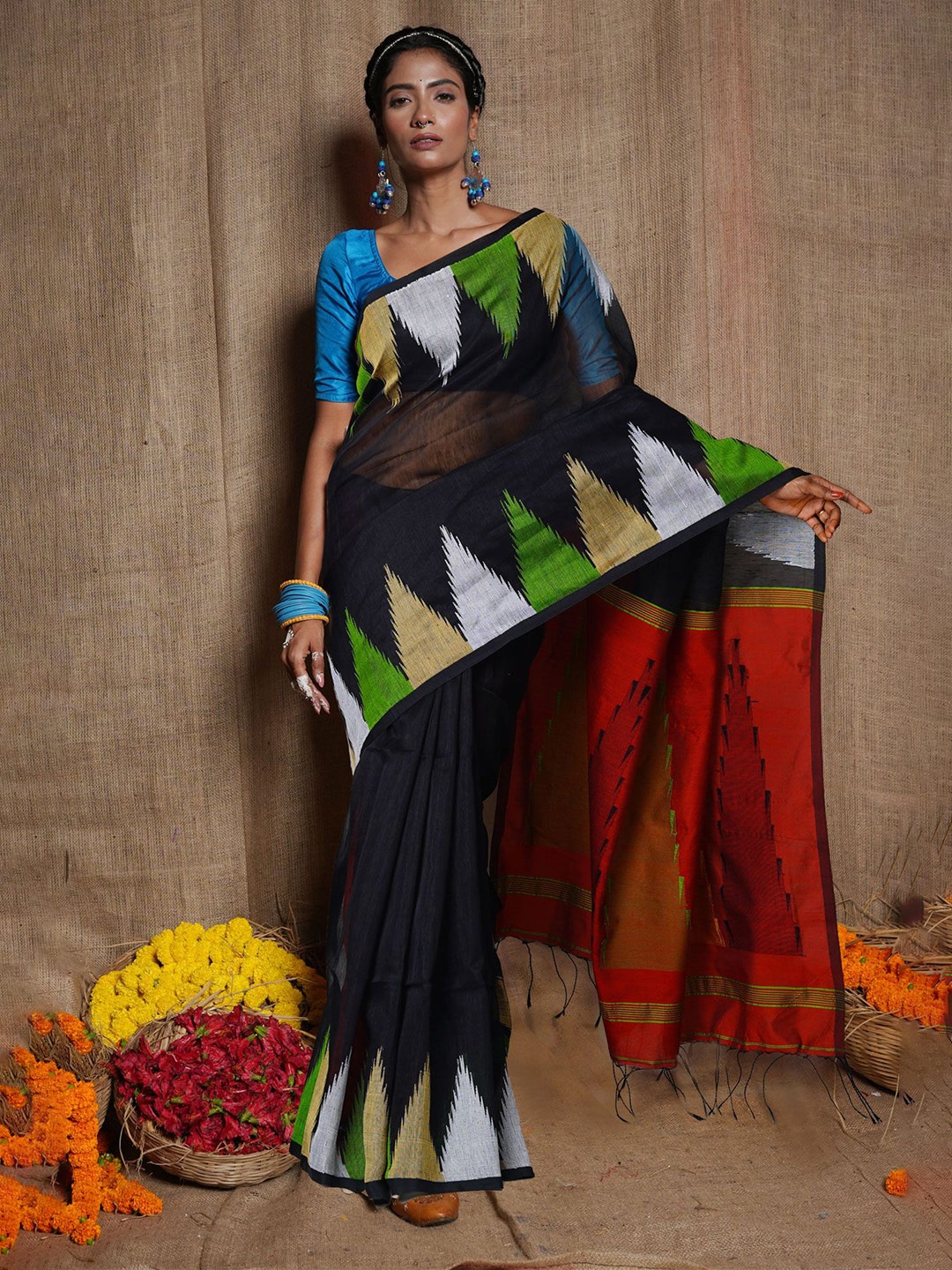 

Unnati Silks Silk Cotton Handloom Taant Saree, Black