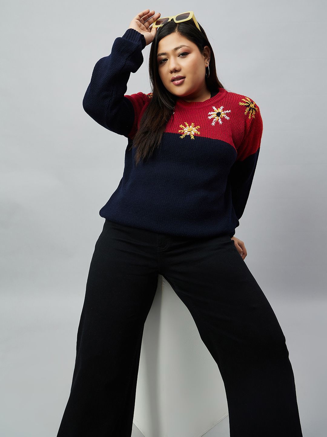 

Club York Women Plus Size Round Neck Embroidered Pullover, Navy blue