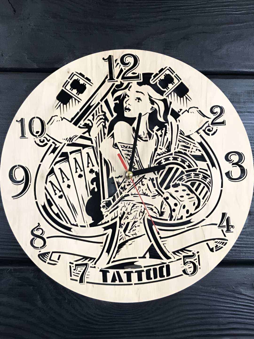 

QEZNEF Beige & Black Printed Contemporary Round Shaped Wooden Wall Clock