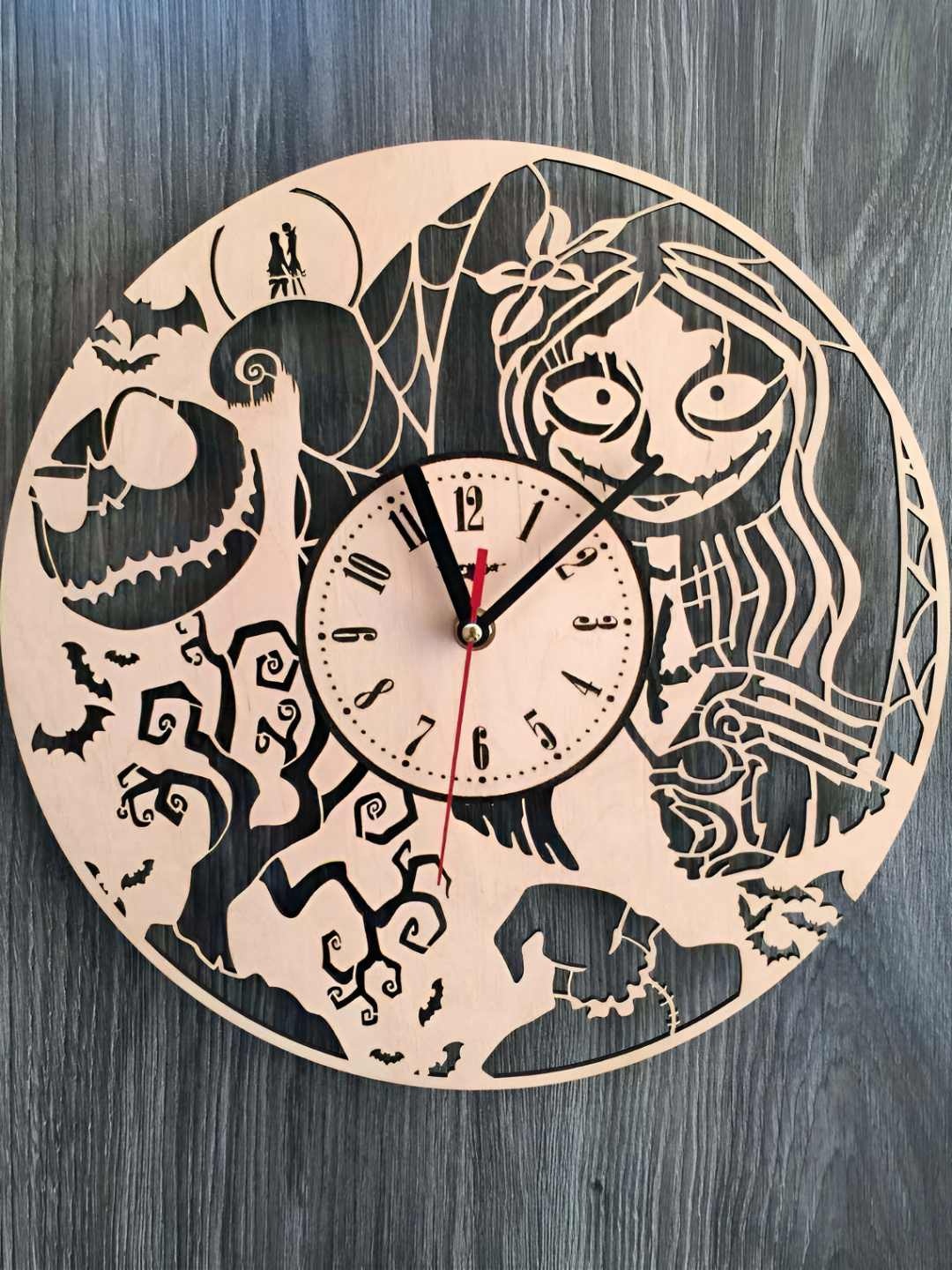 

QEZNEF Beige and Black Wooden Textured Analogue Contemporary Wall Clock