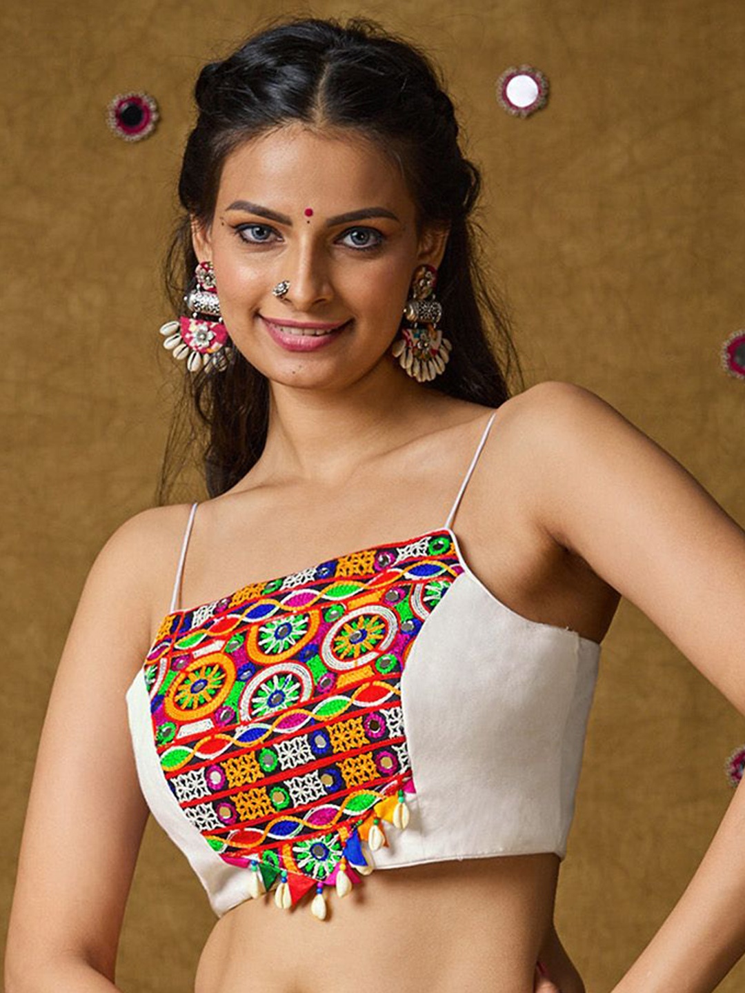 

SALWAR STUDIO Women Embroidered Padded Cotton Saree Blouse, White
