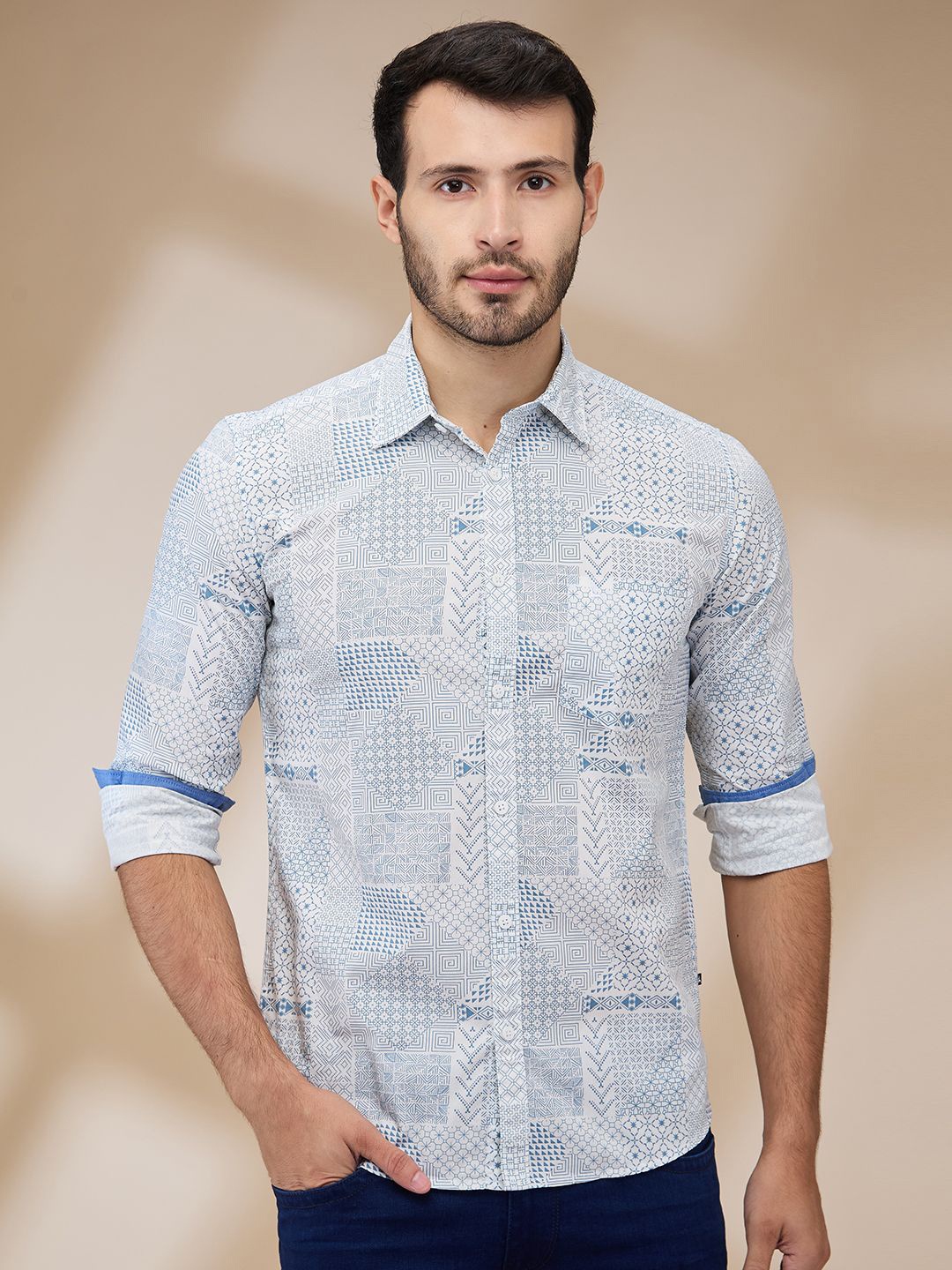 

Parx Men Spread Collar Geometric Printed Cotton Slim Fit Casual Shirt, White