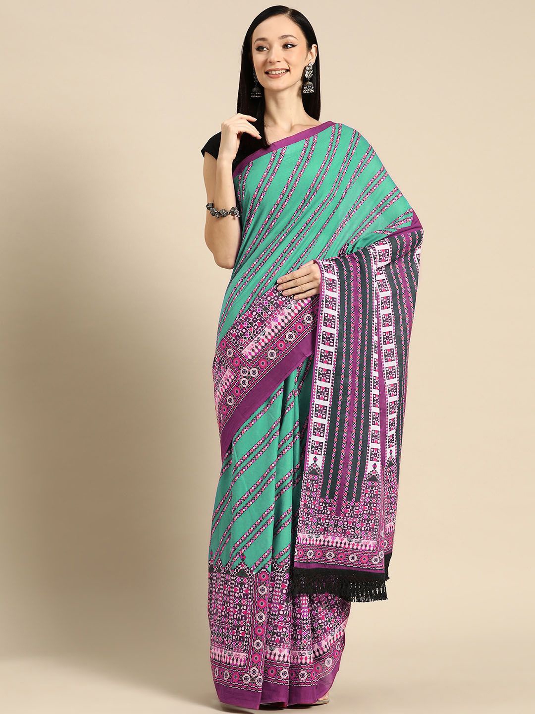 

BUTA BUTI Floral Pure Cotton Saree, Green