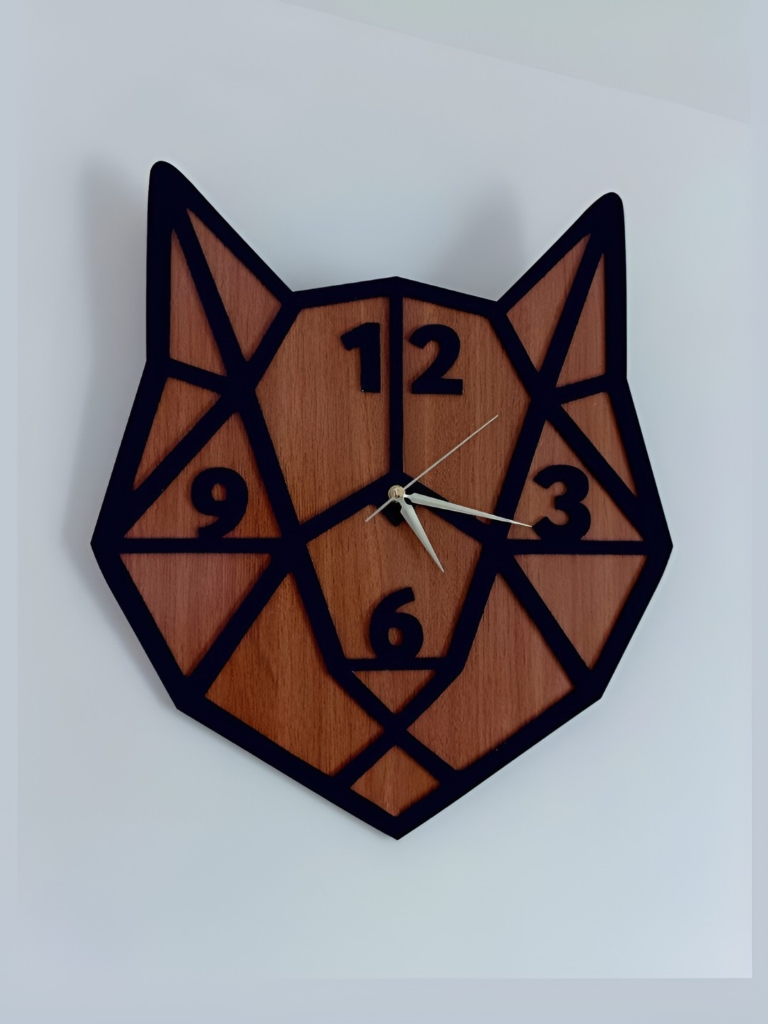 

QEZNEF Brown Textured Abstract Shaped Wooden Analogue Contemporary Wall Clocks