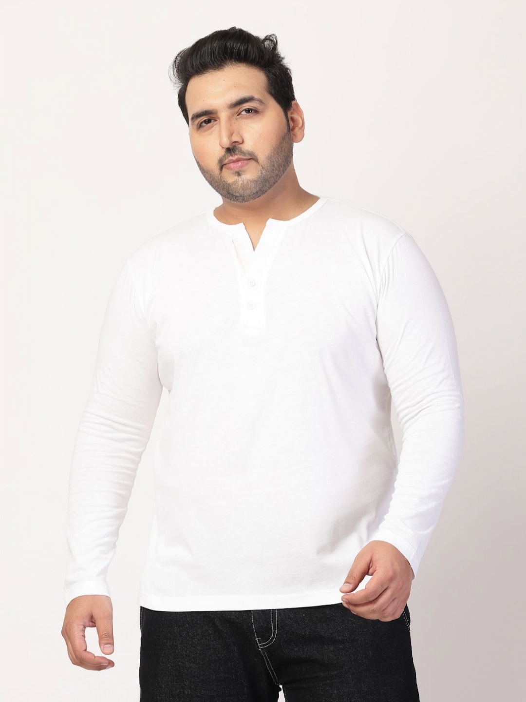 

plusS Men Solid Round Neck Cotton Plus Size T-shirt, White