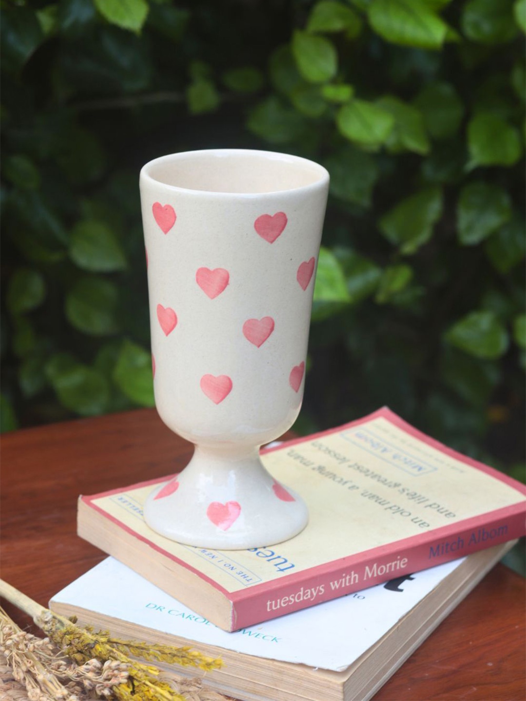 

WEAVING HOMES White & Pink Printed Ceramic Glossy Mug 230 ml
