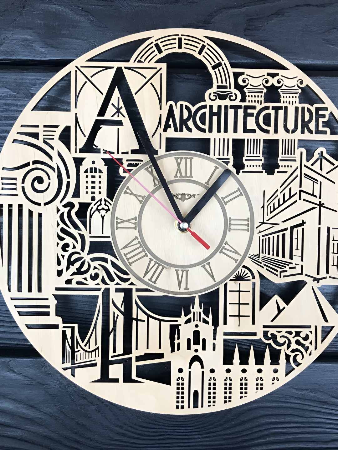 

QEZNEF Beige Traditional Wall Clock