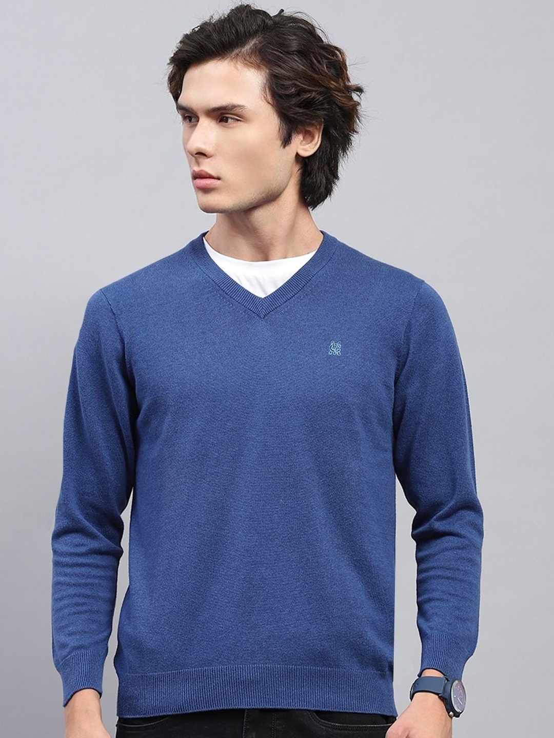 

Monte Carlo Men Cotton Solid V Neck Full Sleeve Pullover Sweaters, Blue