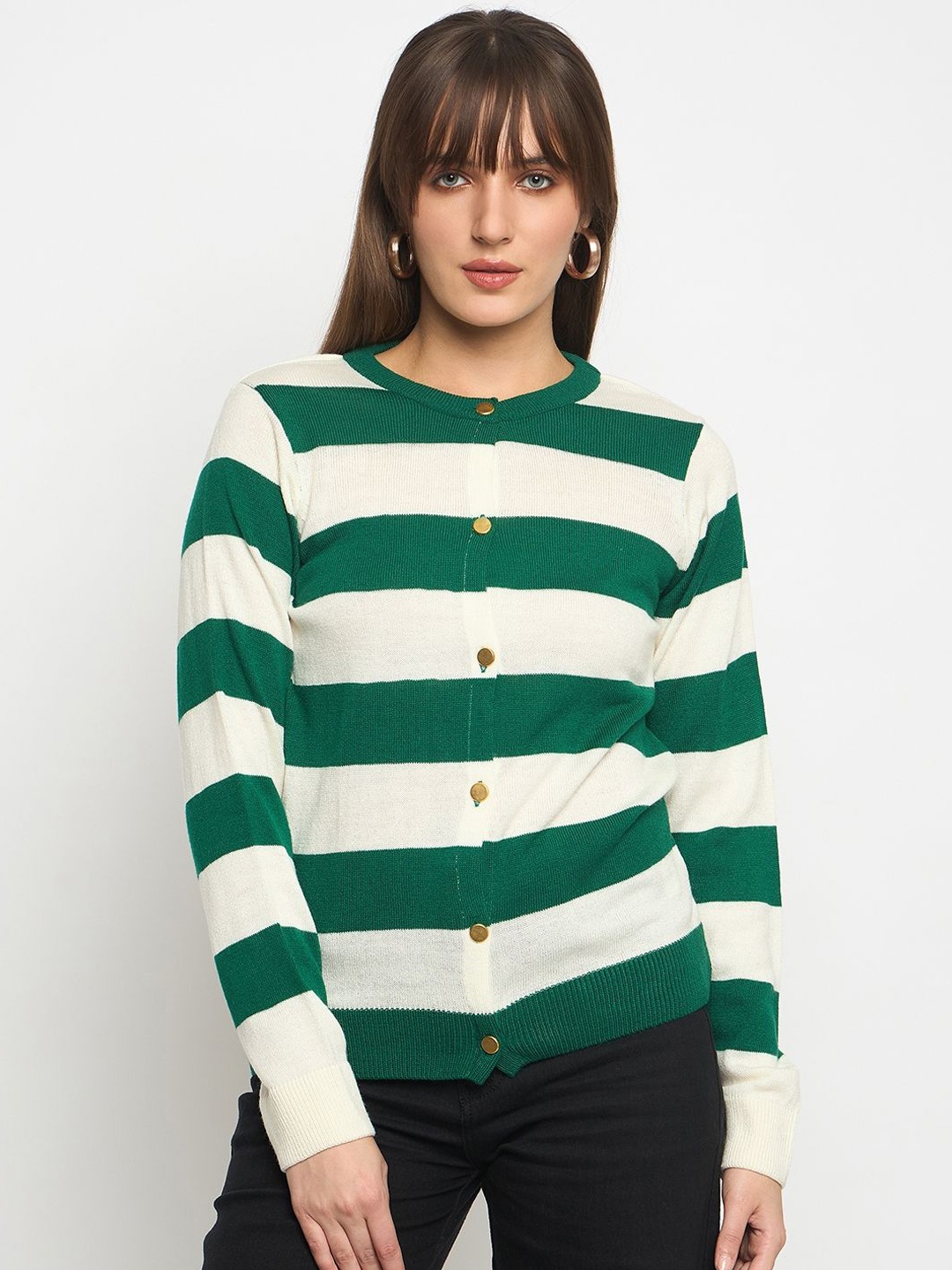 

Club York Women Round Neck Colourblocked Winter Cardigan, Green