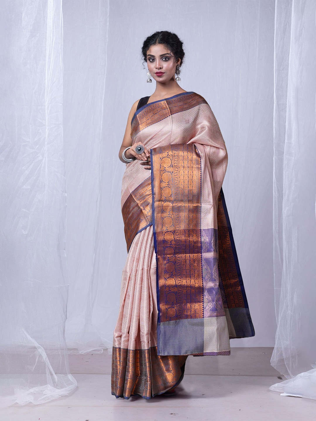 

Unnati Silks Woven Design Zari Tissue Handloom Banarasi Saree, Pink