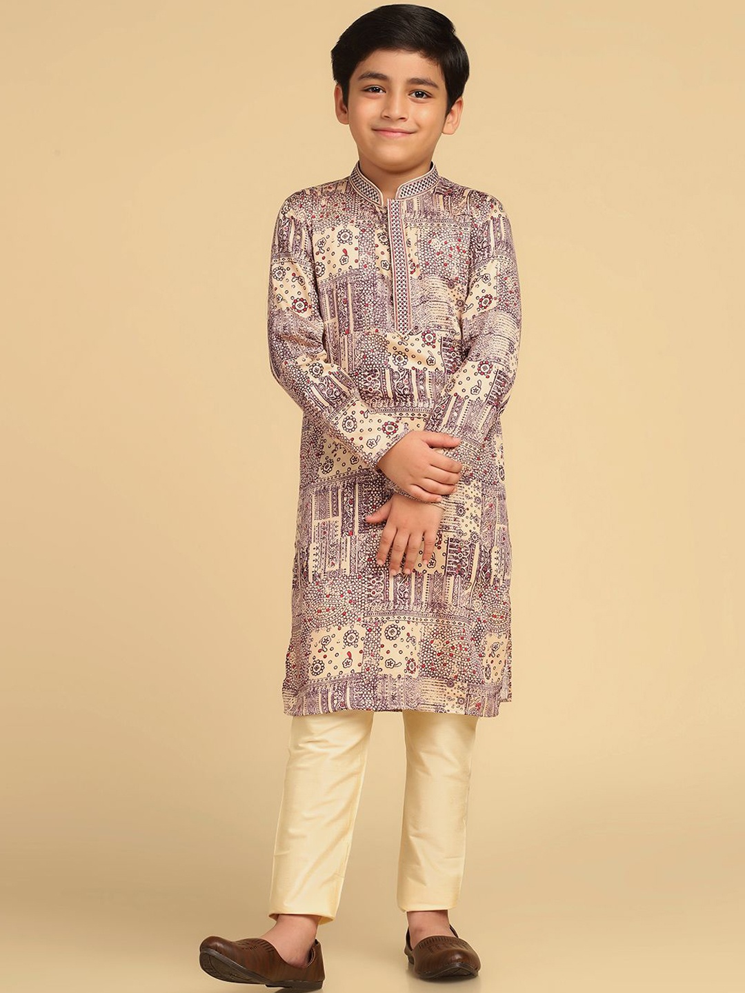 

KISAH Boys Ethnic Motifs Printed Straight Kurta with Pyjamas, Magenta