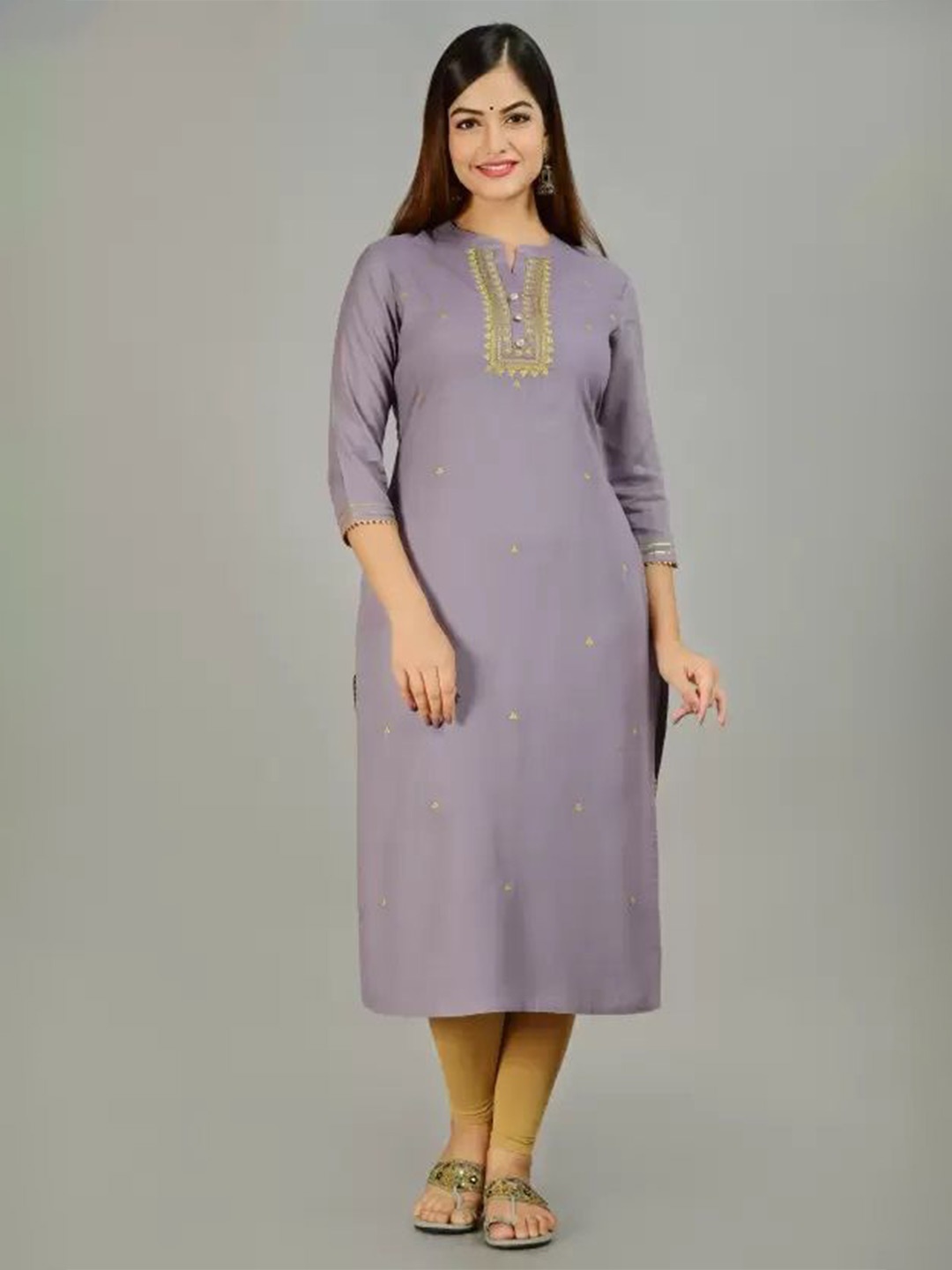 

MF Hayat Floral Embroidered Sequinned Kurta, Grey