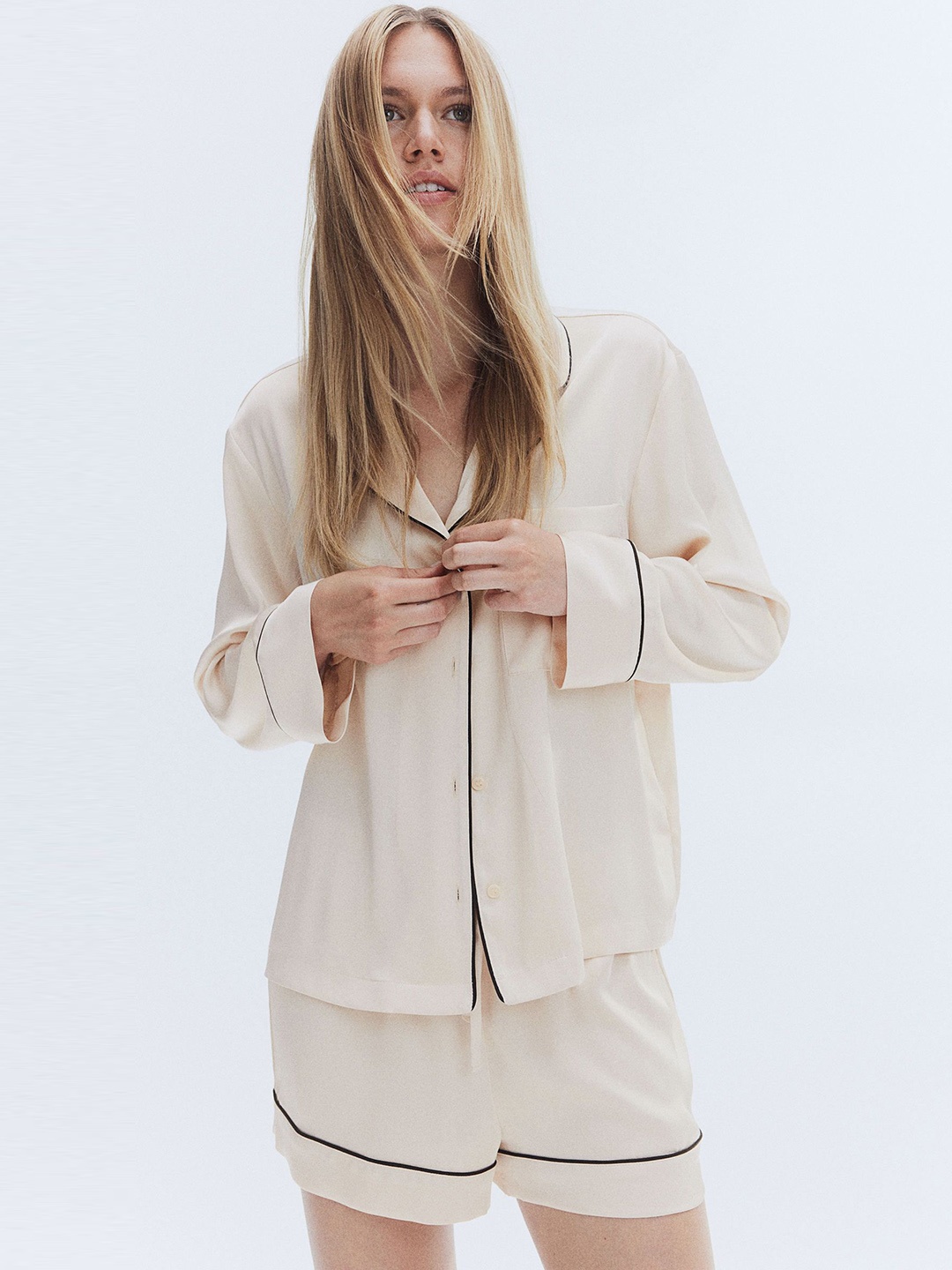 

H&M Shirt & Shorts Night Suits, Beige