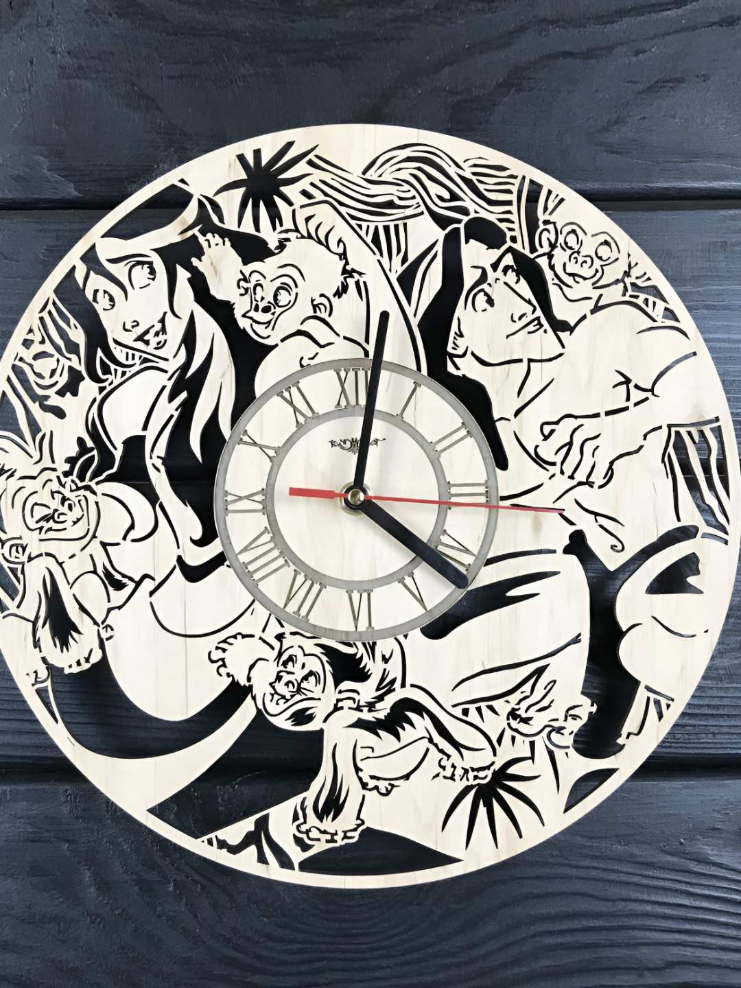 

QEZNEF Beige & Black Printed Analogue Wooden Contemporary Wall Clock