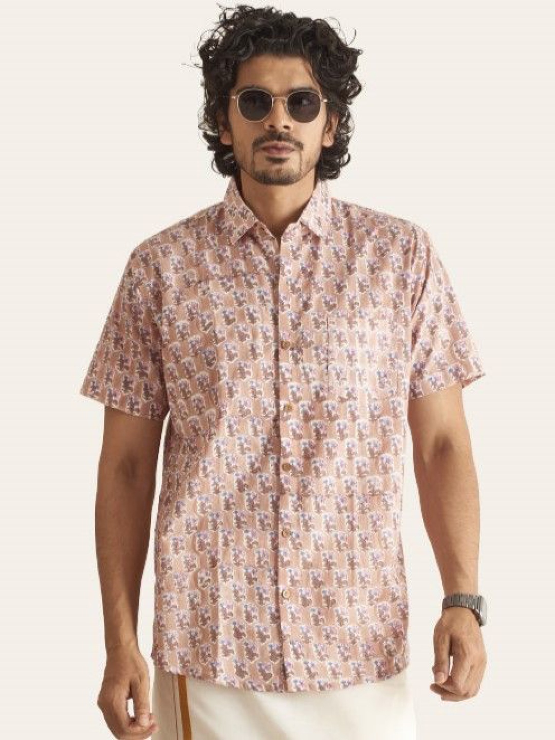 

Patrah Men Spread Collar Floral Printed Cotton Relaxed Fit Casual Shirt, Pink