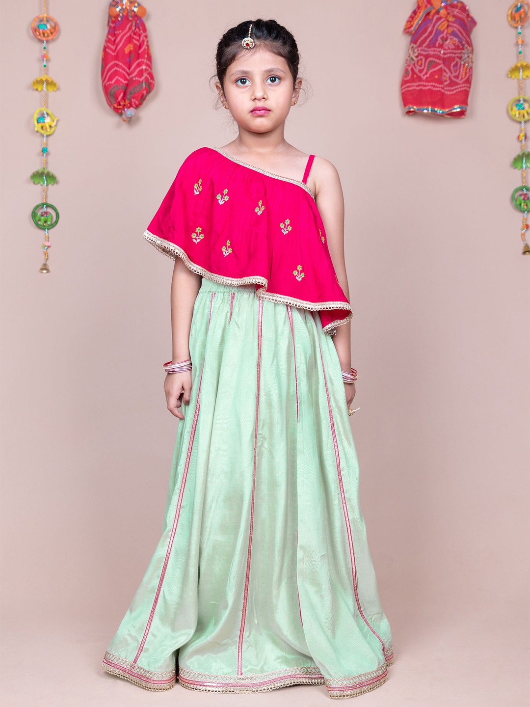 

HERE&NOW Girls Printed Ready to Wear Lehenga & Blouse, Pink