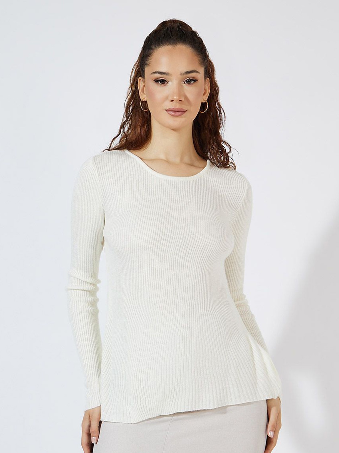 

Styli Women Round Neck Ribbed Fitted Regular Length Sweater, Cream