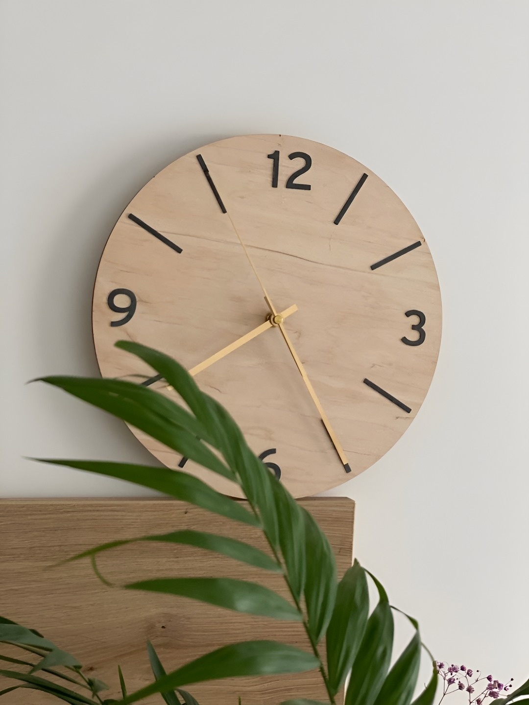 

QEZNEF Beige Textured Round Analogue Wooden Wall Clock Without Glass