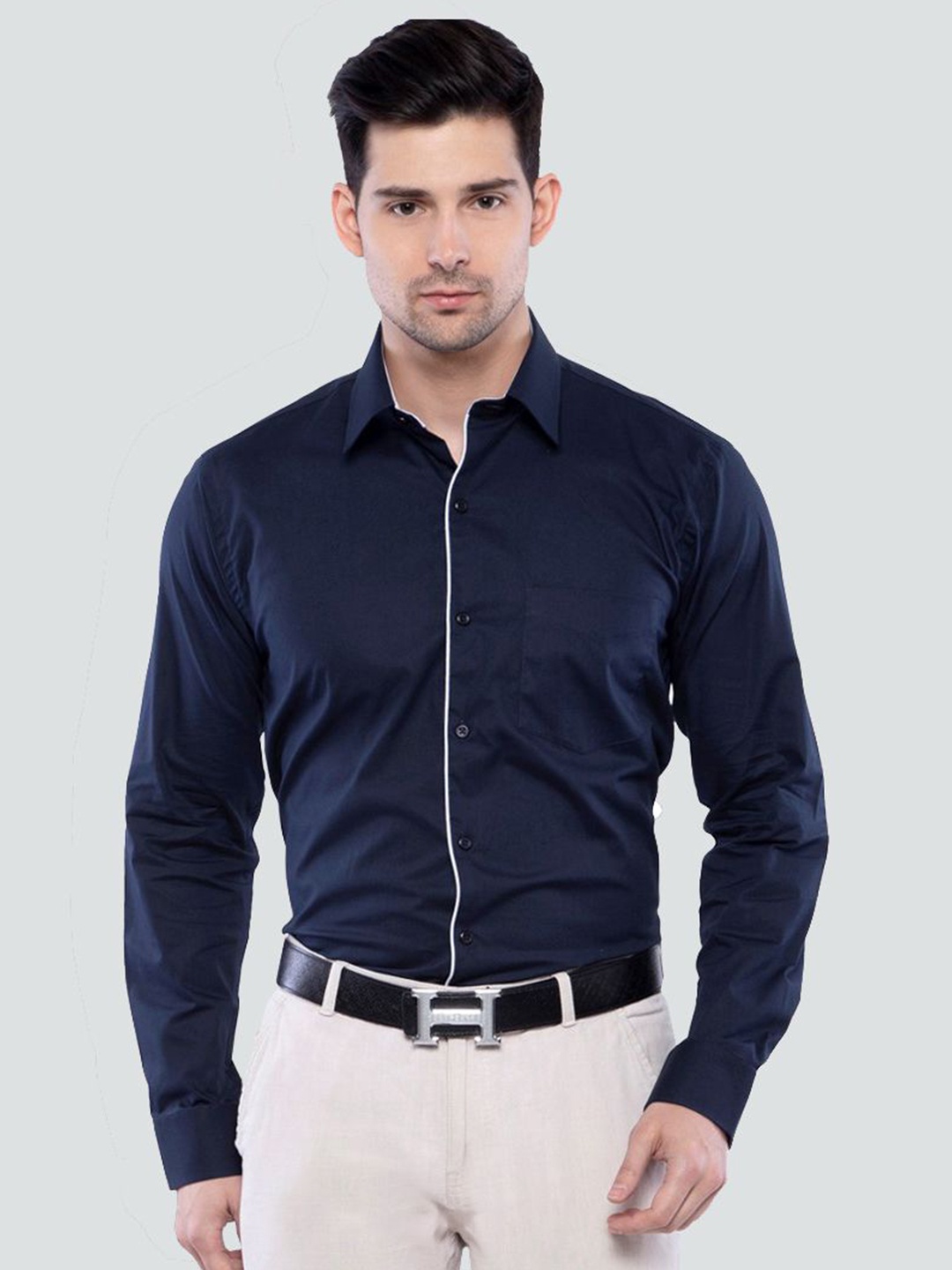 

ASCIIBLUES Men Spread Collar Opaque Casual Shirt, Navy blue