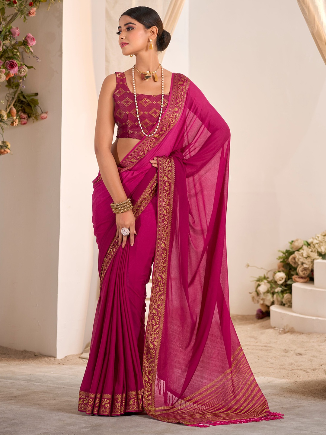 

KAYOMMI Solid Zari Border Pure Crepe Festive Saree, Pink