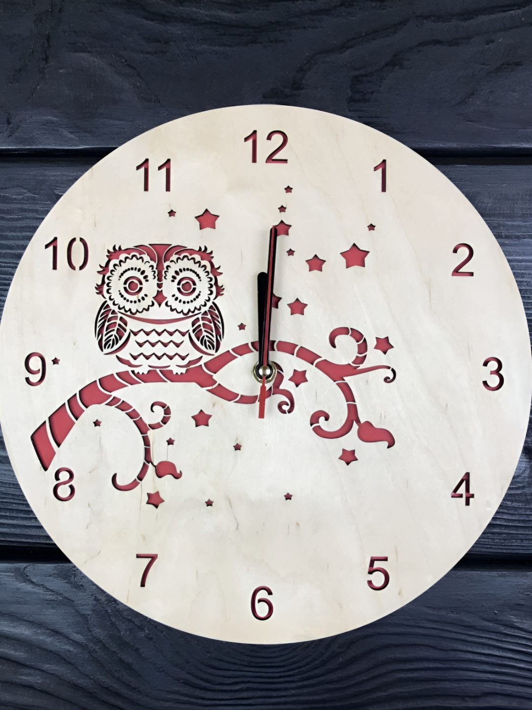 

QEZNEF Beige Printed Round Shaped Contemporary Analogue Wooden Wall Clock