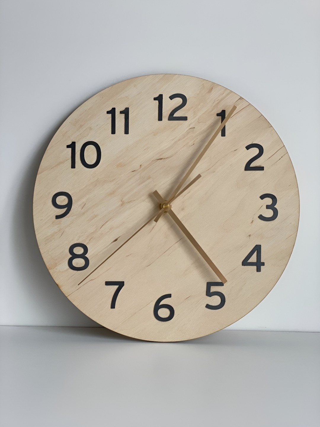 

QEZNEF Beige & Brown Round Analogue Wooden Wall Clock Without Glass