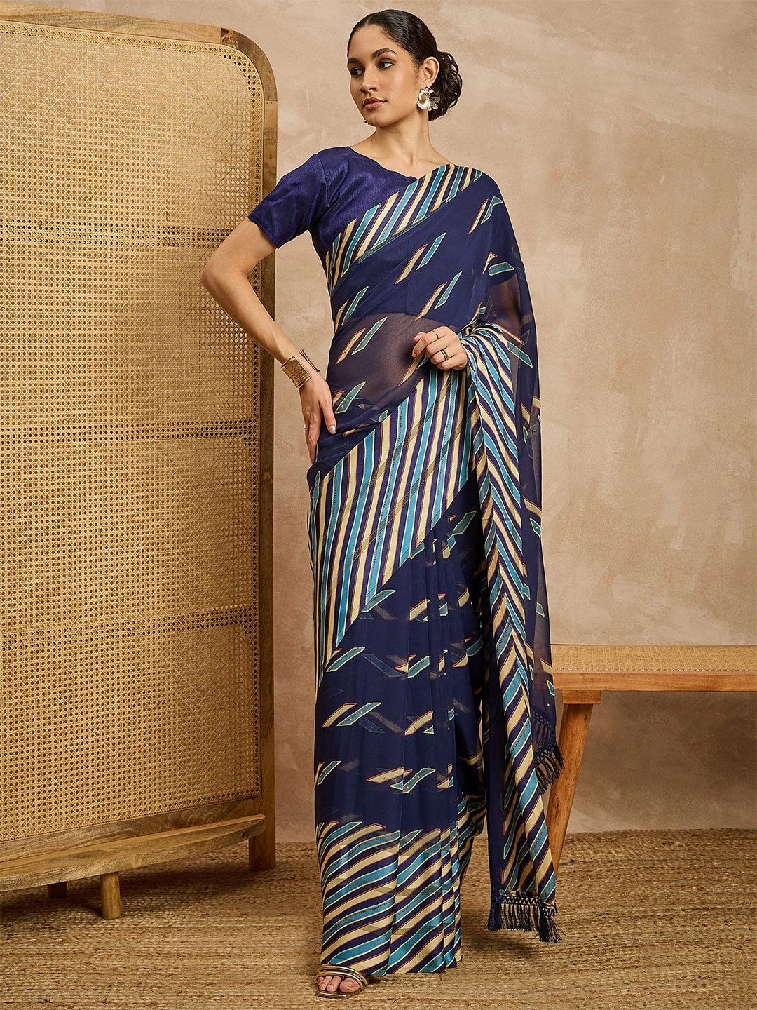 

all about you Printed Pure Georgette Saree, Navy blue