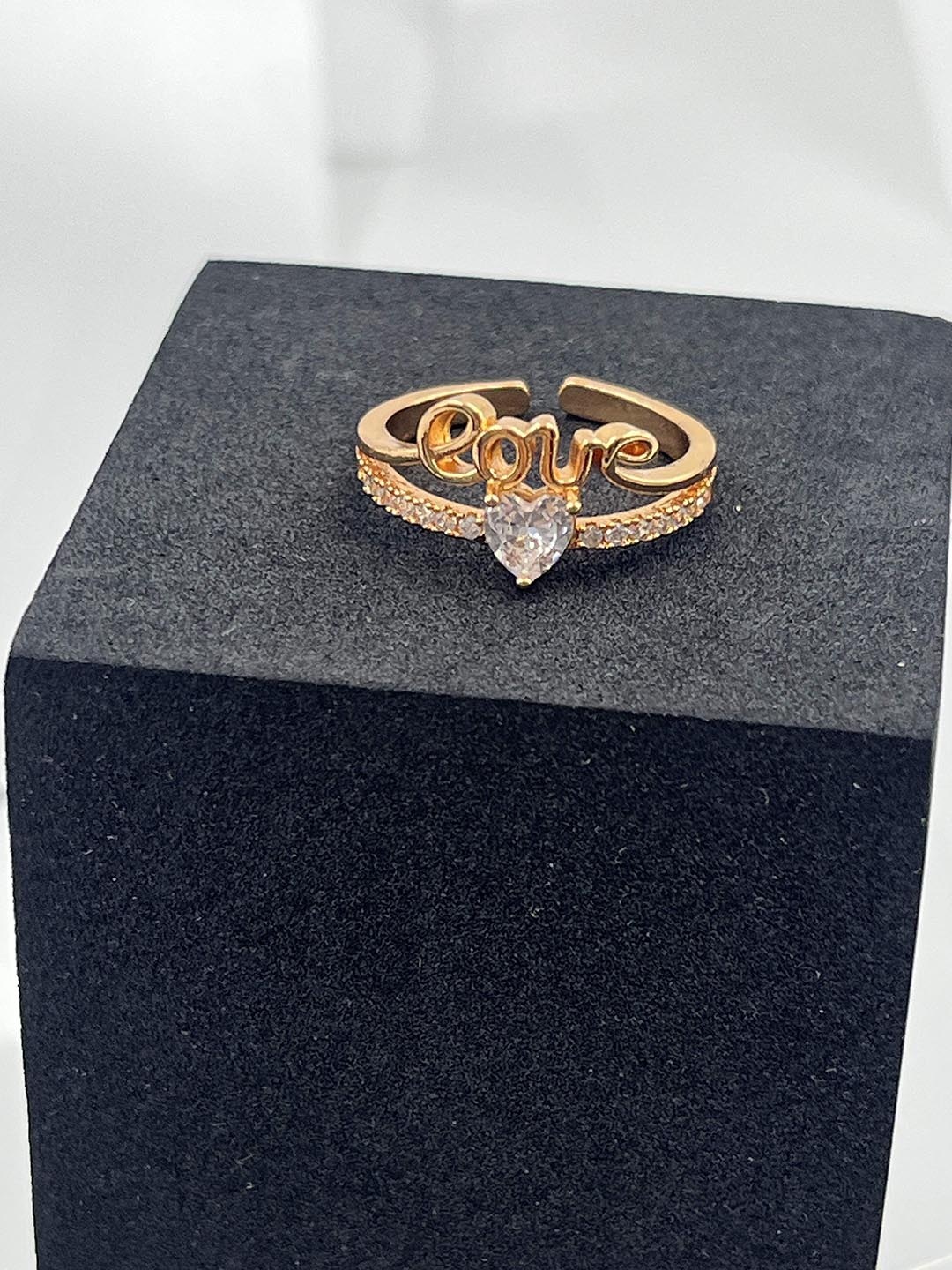 

DRAMATIC EFFECT Rose Gold-Plated Stone-Studded Adjustable Finger Ring