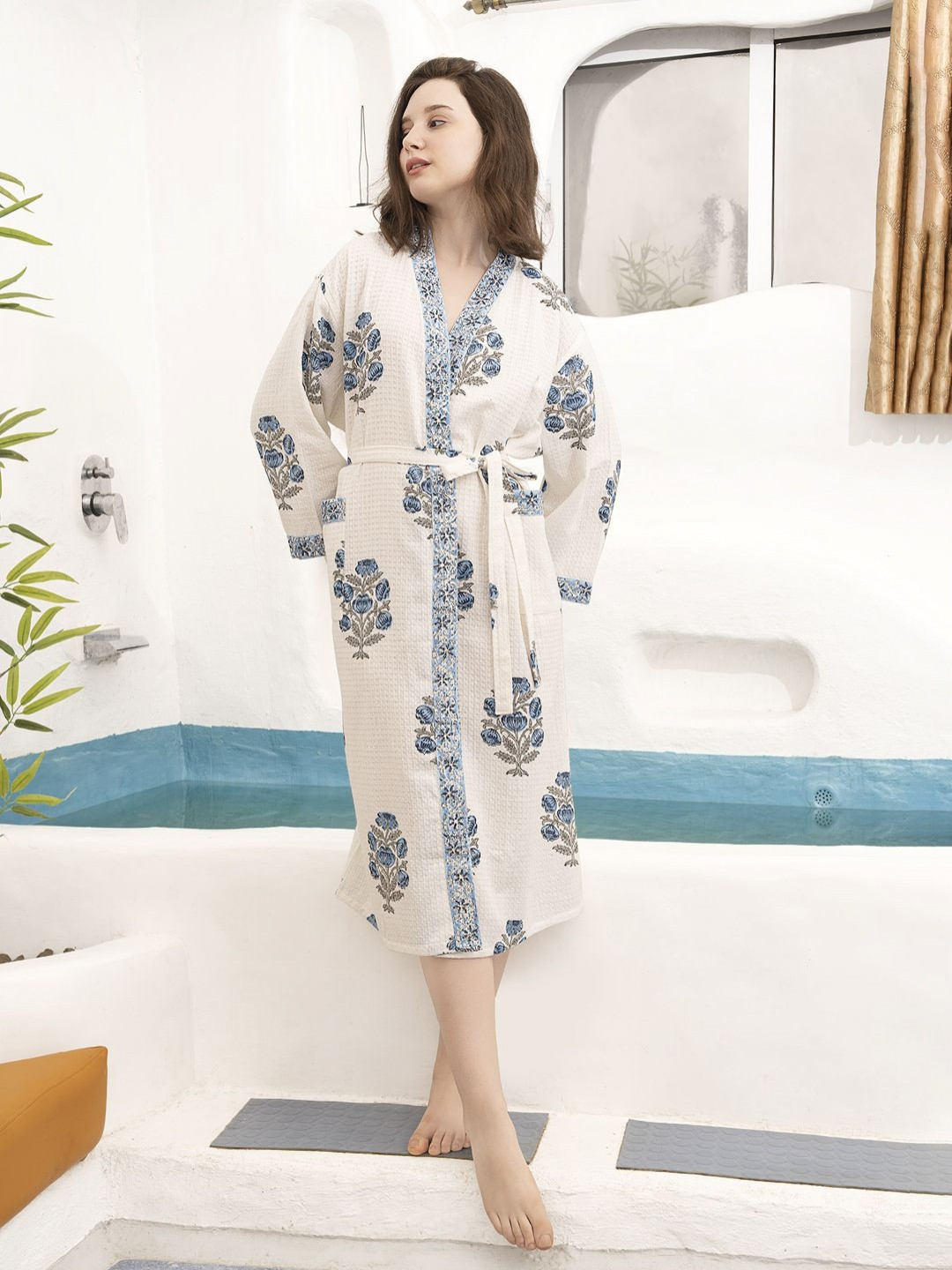 

HotGown Printed Cotton Bath Robe, White