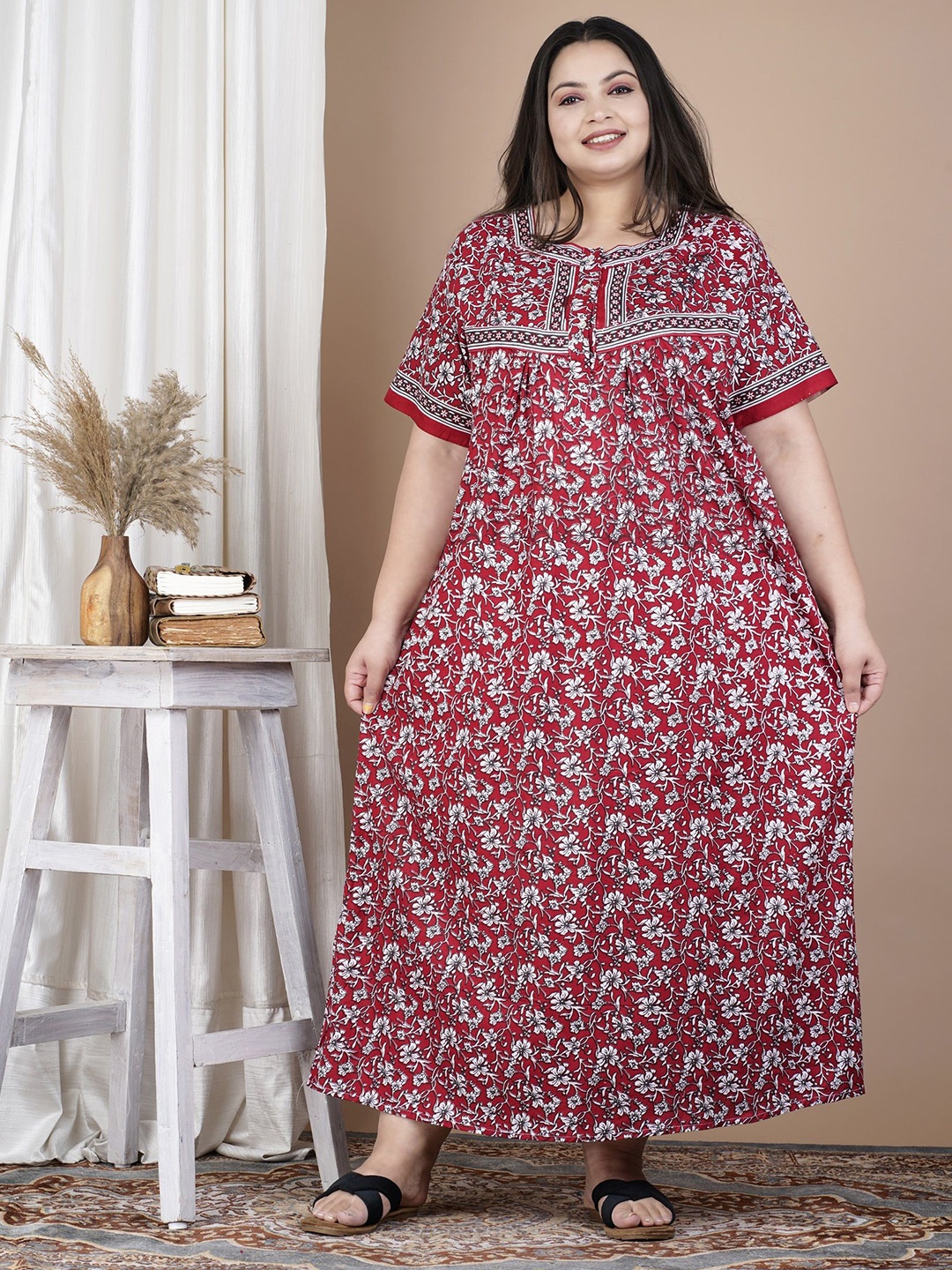 

SP DESIGNS Printed Women Maxi Nightdress, Maroon