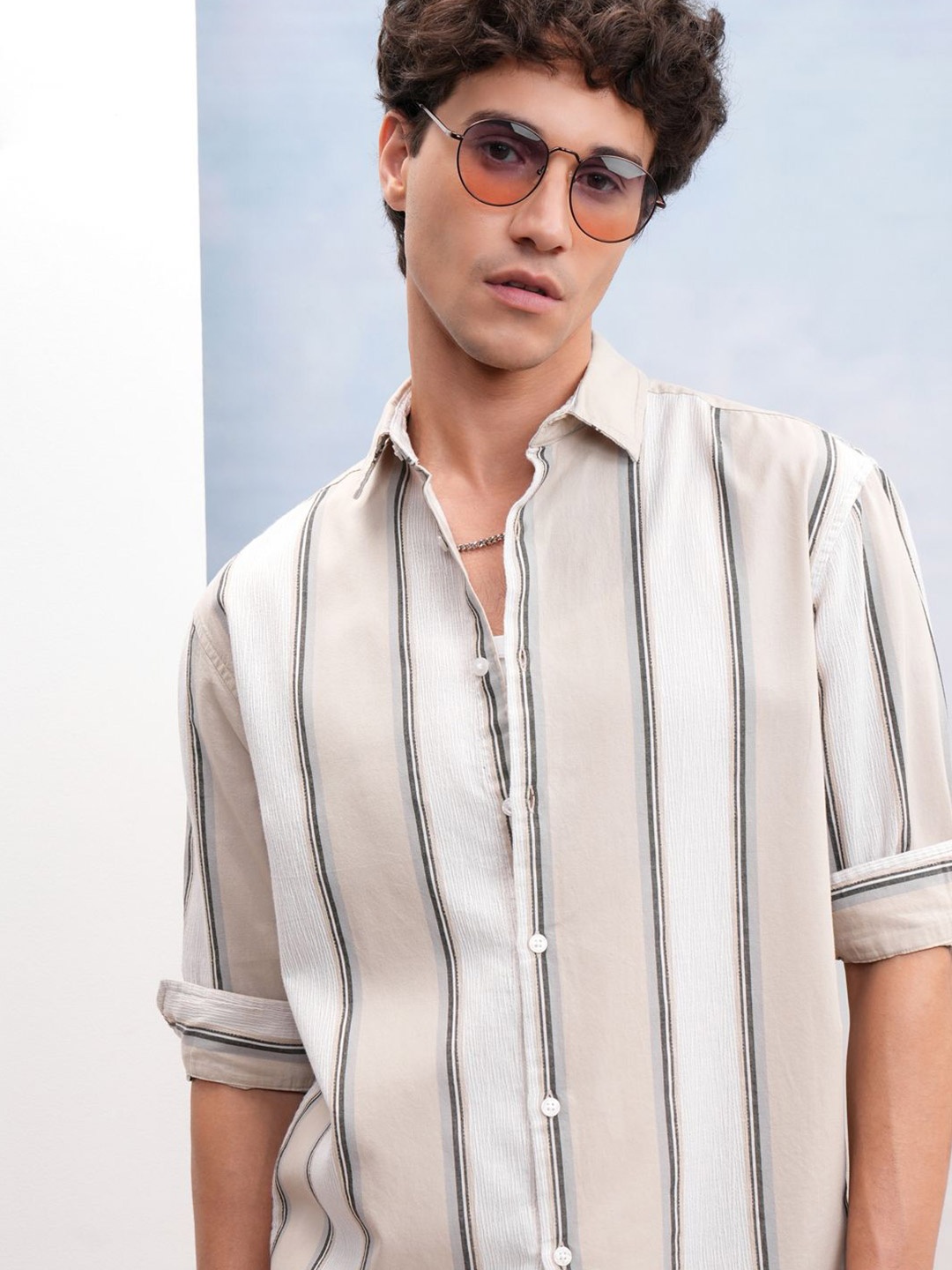 

HIGHLANDER Men Dobby Textured Striped Relaxed Shirt, Beige