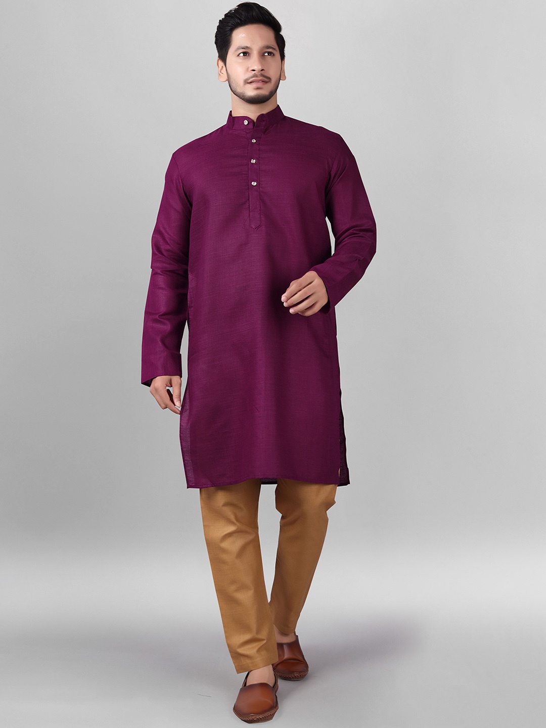 

Xepon Mandarin Collar Straight Kurta with Pyjamas & Nehru jacket, Purple