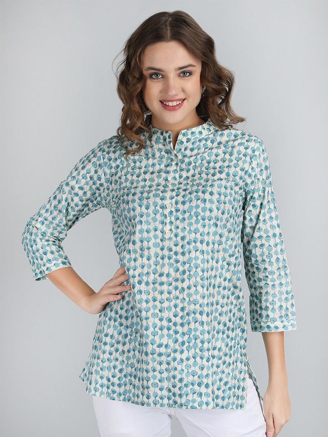 

PIDAVLIYA'S Elegance In Bloom Printed Cotton Mandarin Collar Tunic, Green