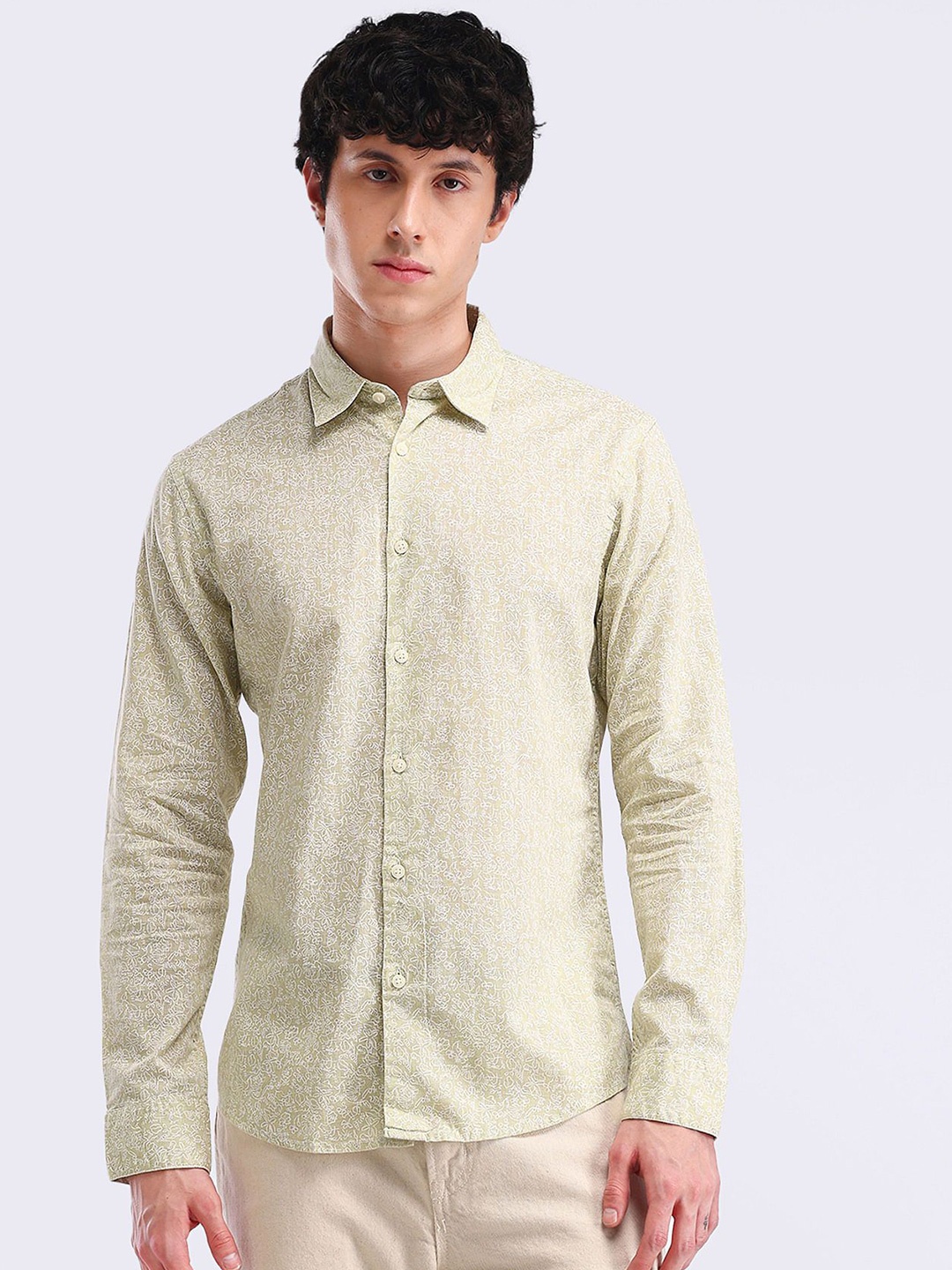 

Flying Machine Men Spread Collar Abstract Printed Cotton Slim Fit Casual Shirt, Beige