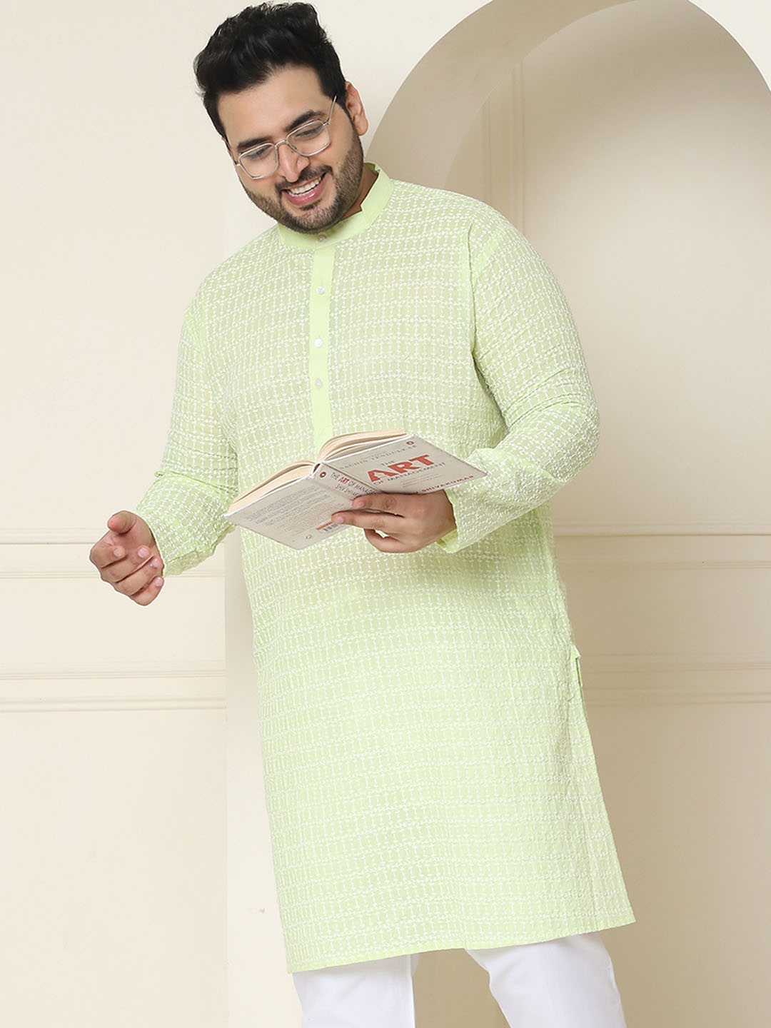 

SOJANYA PLUS Geometric Embroidered Regular Pure Cotton Straight Kurta, Green