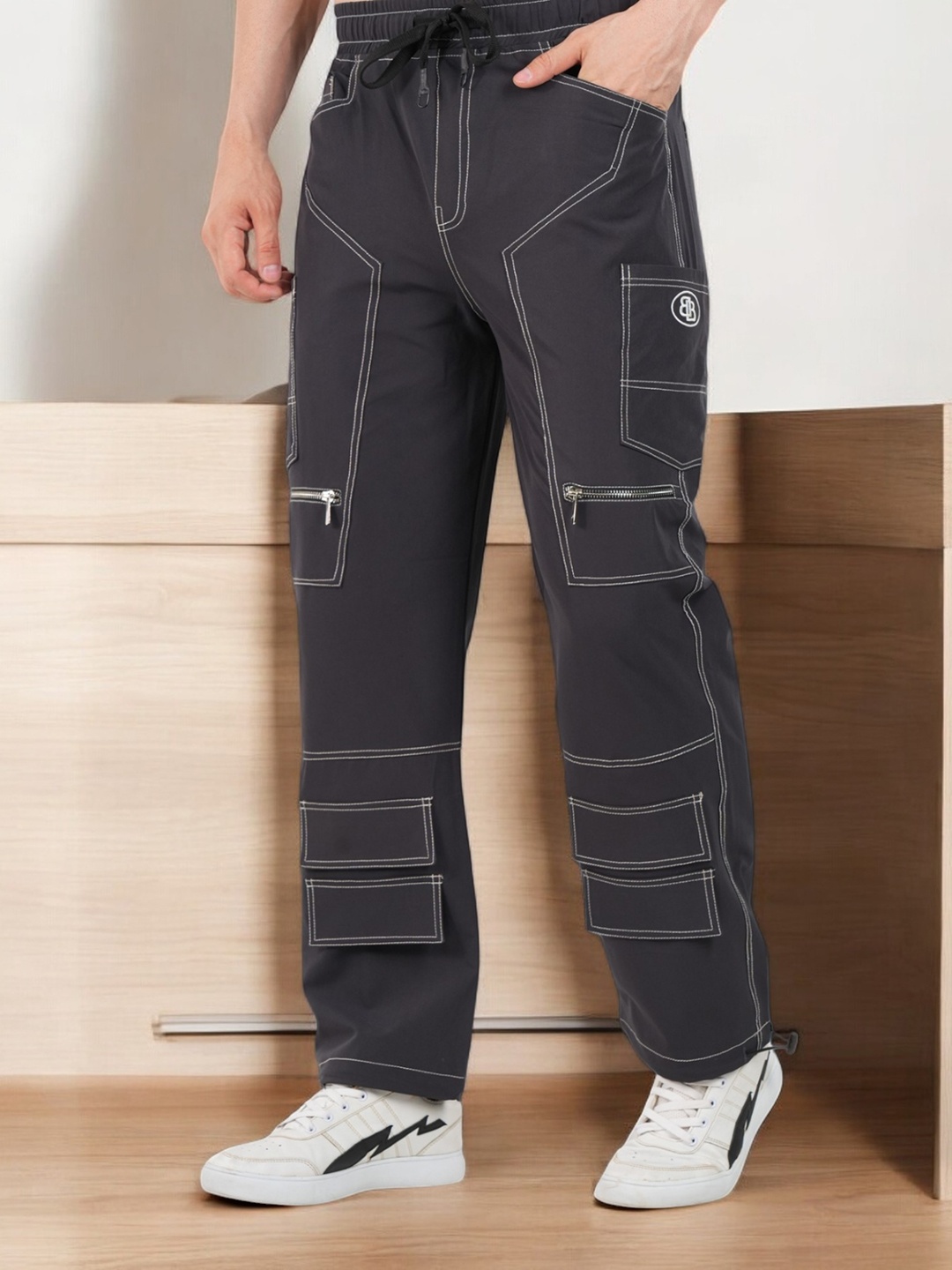 

BOTABOCHI Men Relaxed High-Rise Easy Wash Cargos Trousers, Grey